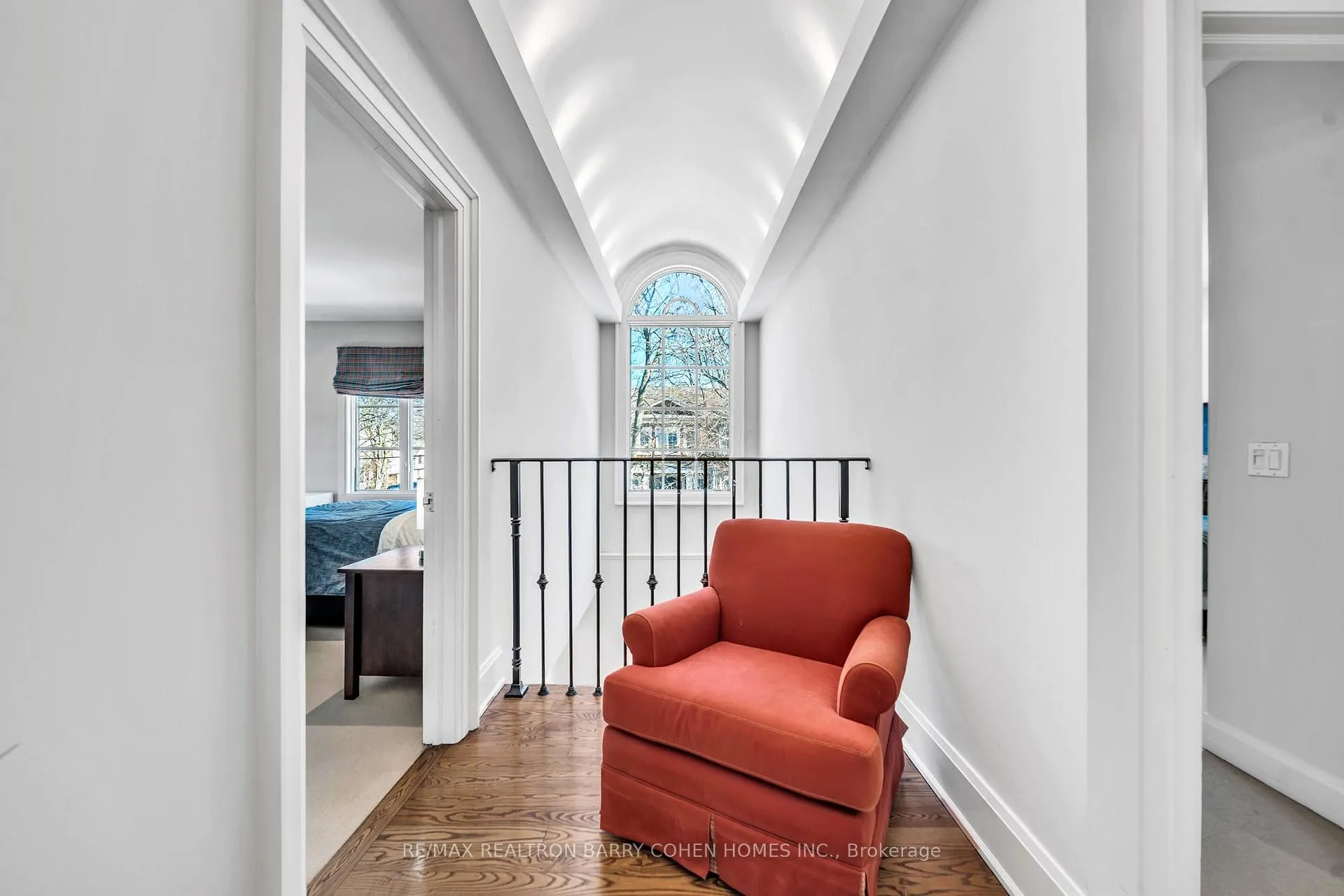 Photo 31 of 74 Esgore Drive, Toronto, Bedford Park-Nortown — HOMEH