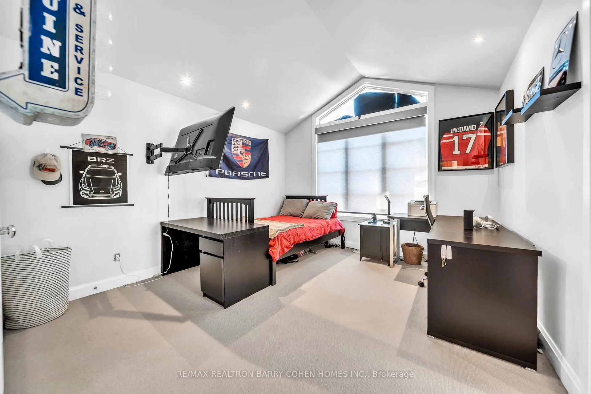 Photo 33 of 74 Esgore Drive, Toronto, Bedford Park-Nortown — HOMEH