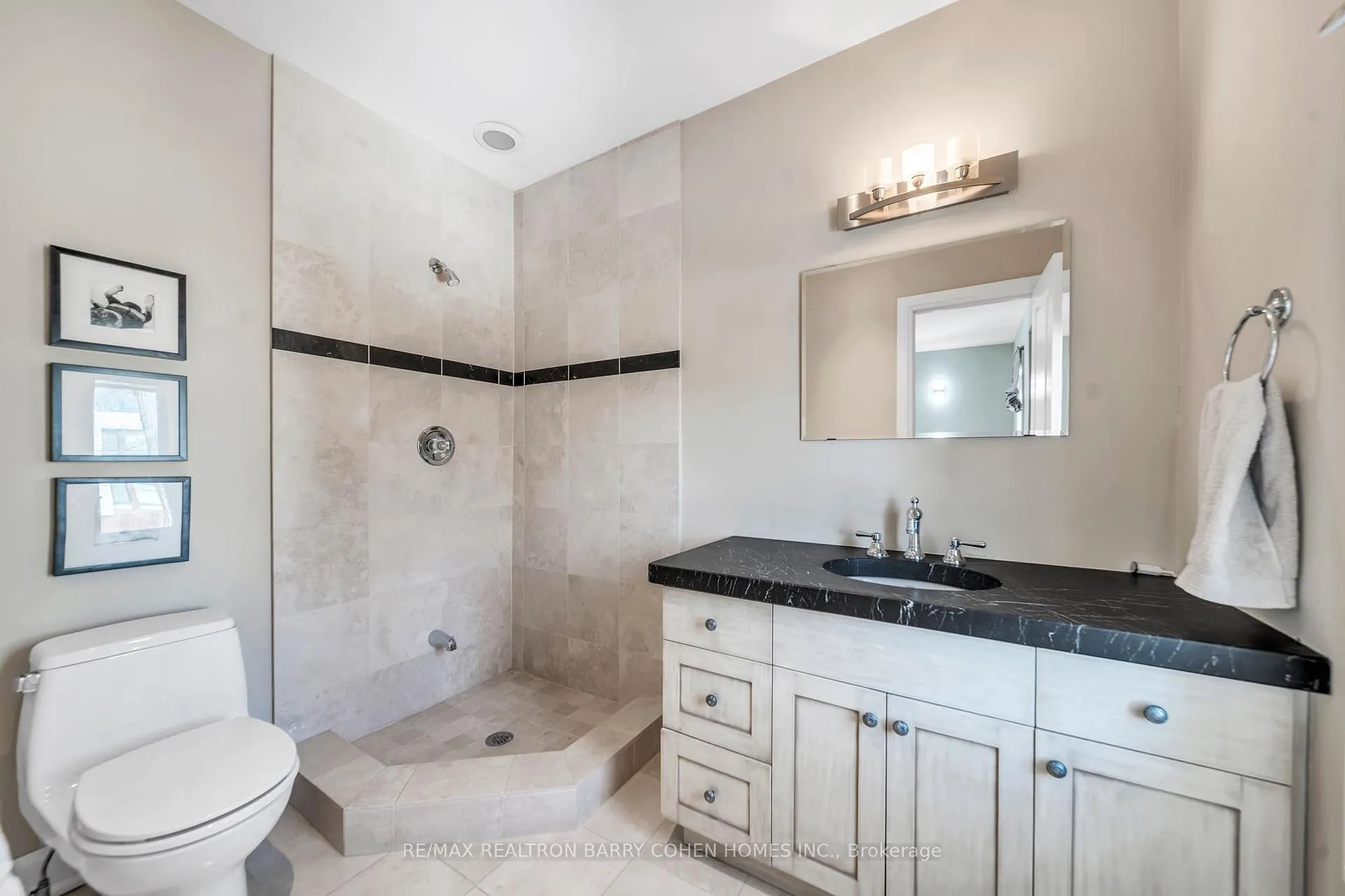 Photo 37 of 74 Esgore Drive, Toronto, Bedford Park-Nortown — HOMEH