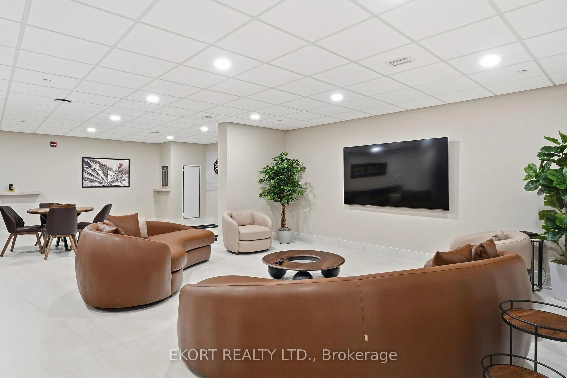 Photo 8 of Unit 212, 156A Wims Way, Belleville, Thurlow Ward — HOMEH