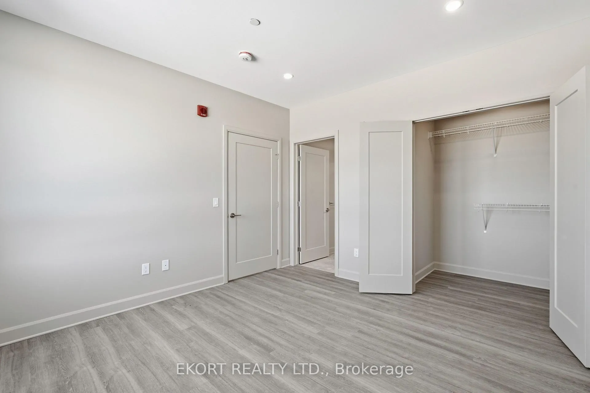 Photo 4 of Unit 702, 156A Wims Way, Belleville, Thurlow Ward — HOMEH