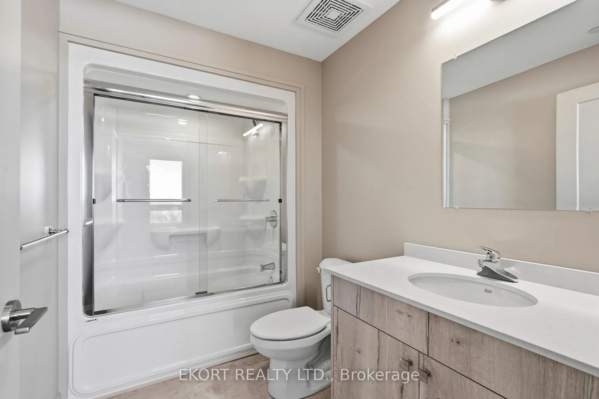 Photo 5 of Unit 702, 156A Wims Way, Belleville, Thurlow Ward — HOMEH
