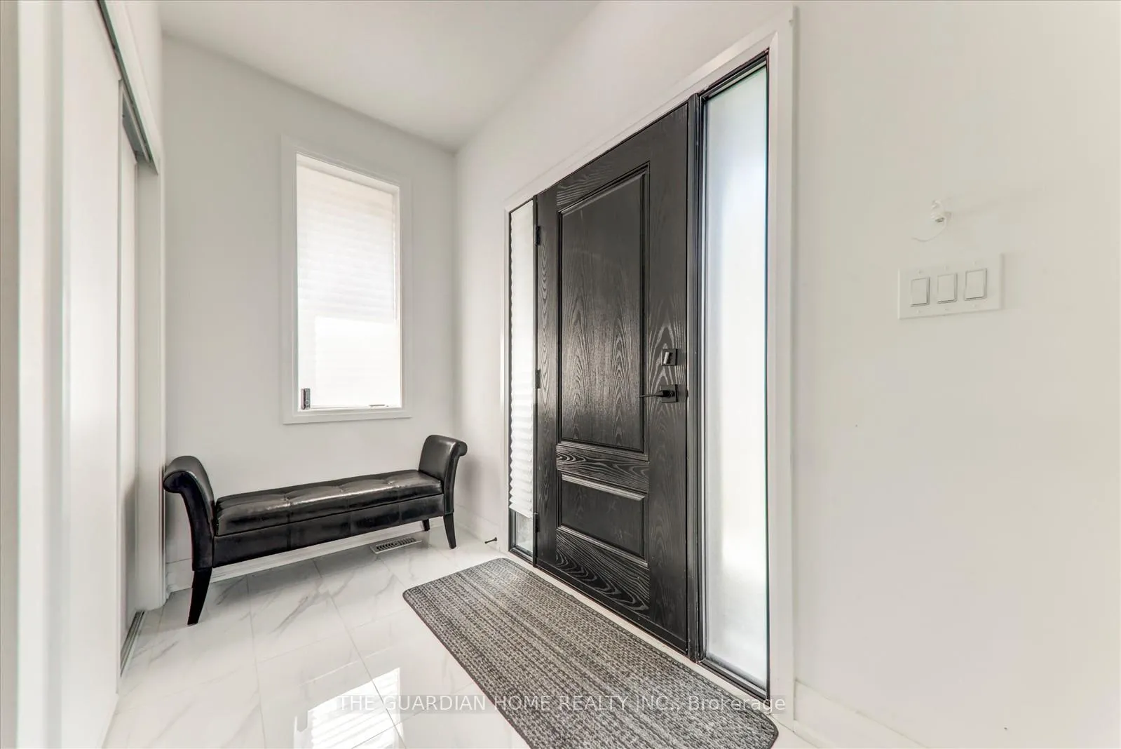 Photo 5 of 97 Chelliah Court, Scarborough, Rouge — HOMEH
