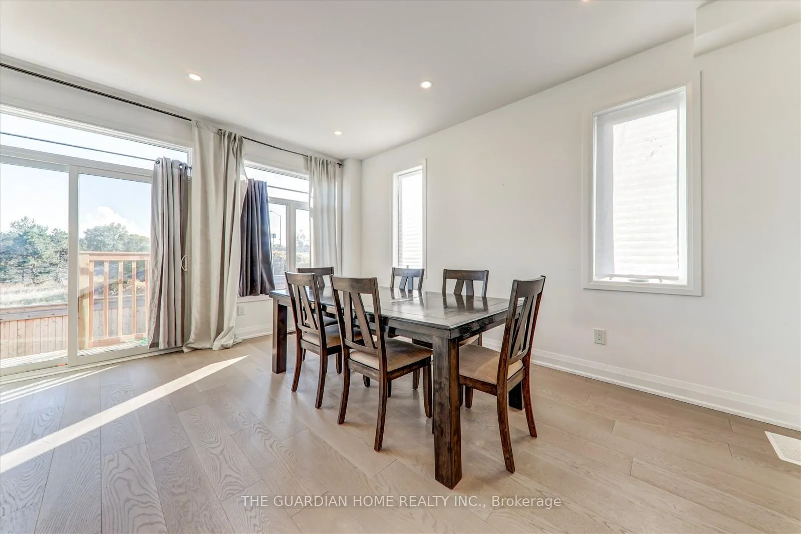 Photo 10 of 97 Chelliah Court, Scarborough, Rouge — HOMEH