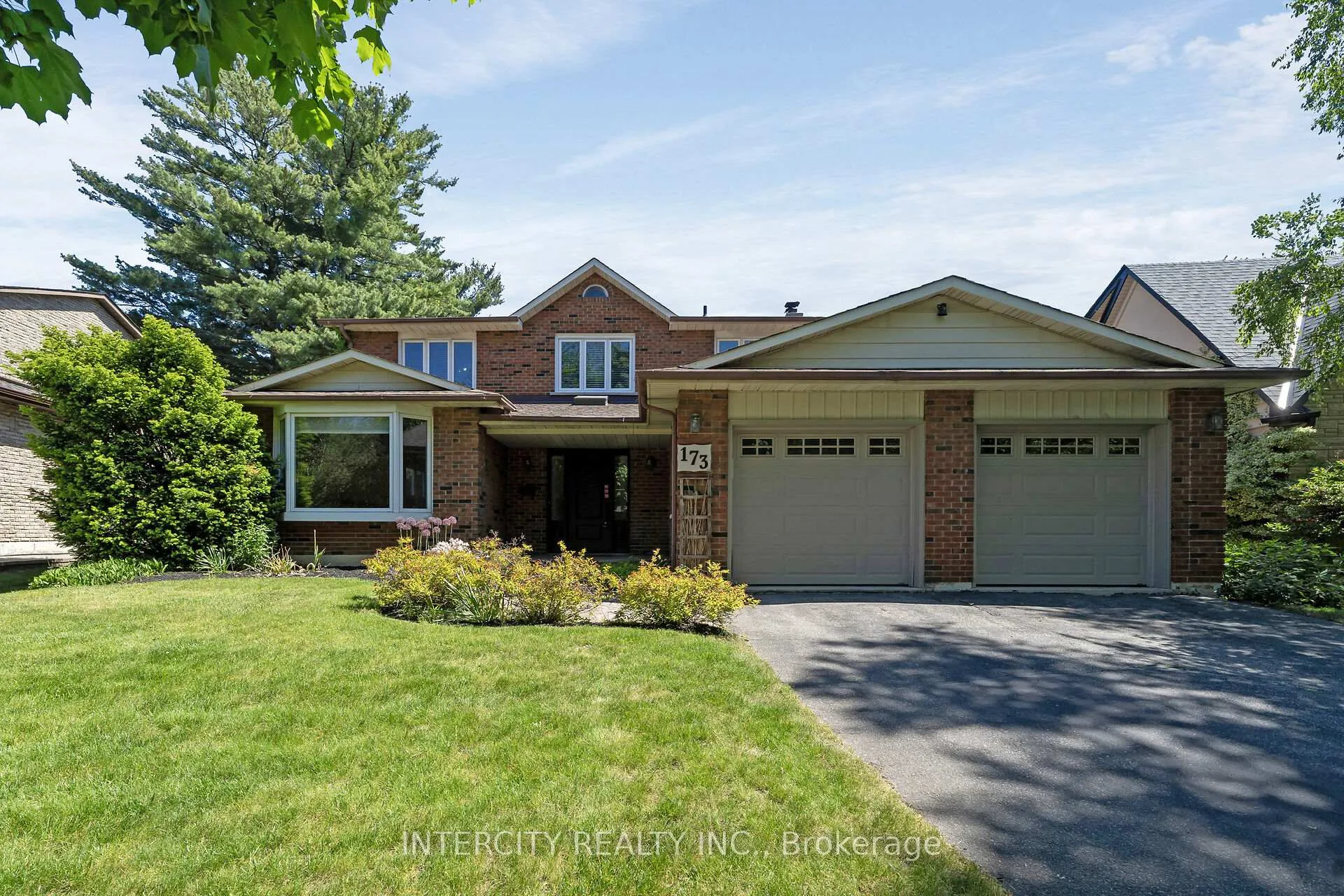 Photo 1 of 173 All Saints Crescent, Oakville, Ford — HOMEH