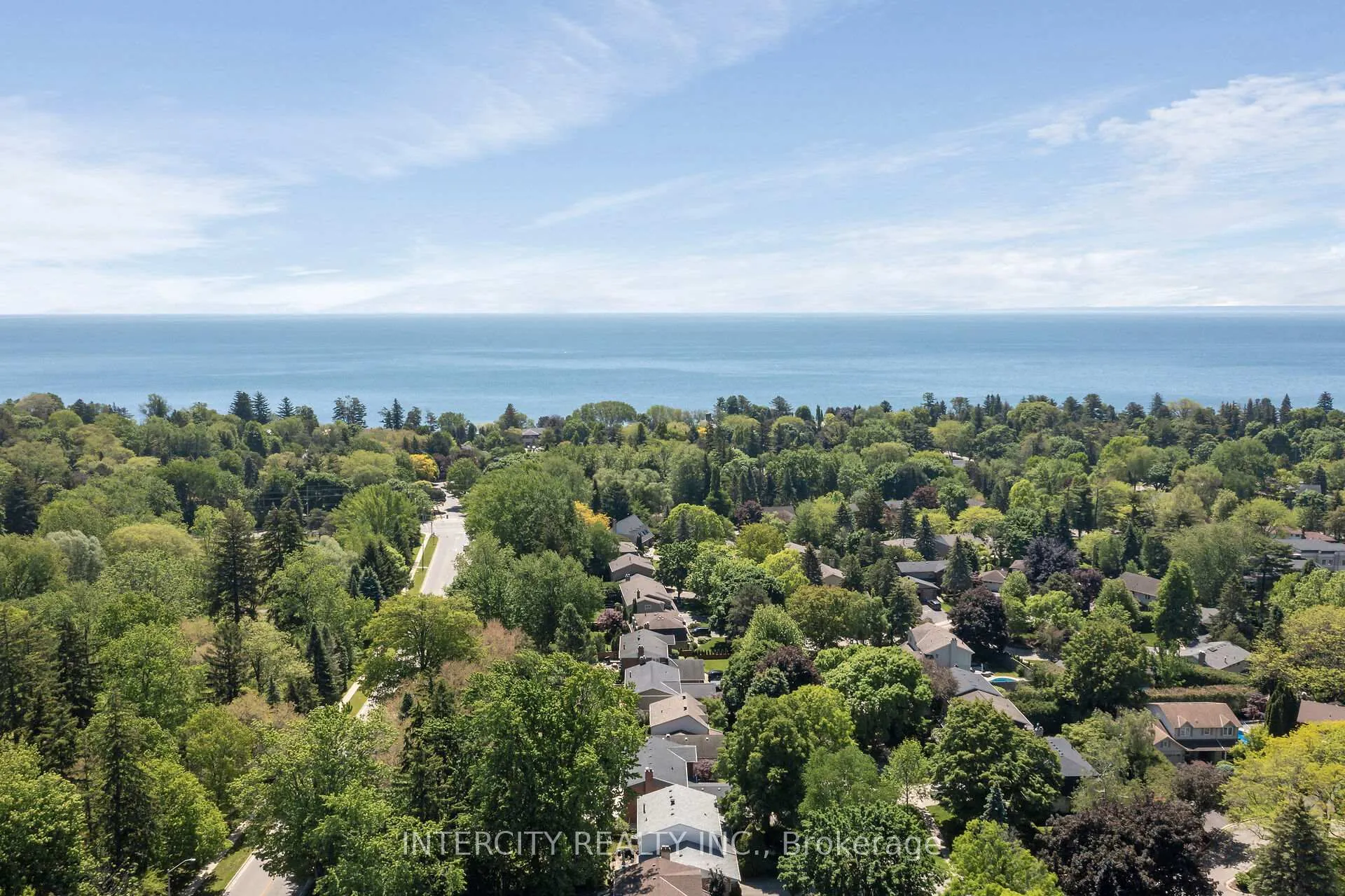 Photo 49 of 173 All Saints Crescent, Oakville, Ford — HOMEH