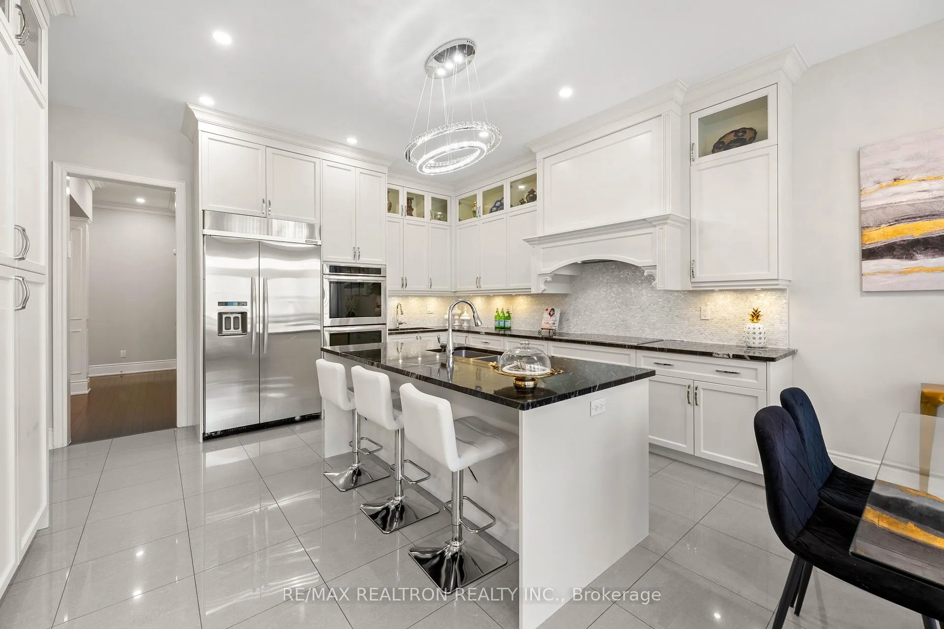 Photo 9 of 595 Pleasant Ridge Avenue, Vaughan, Patterson — HOMEH