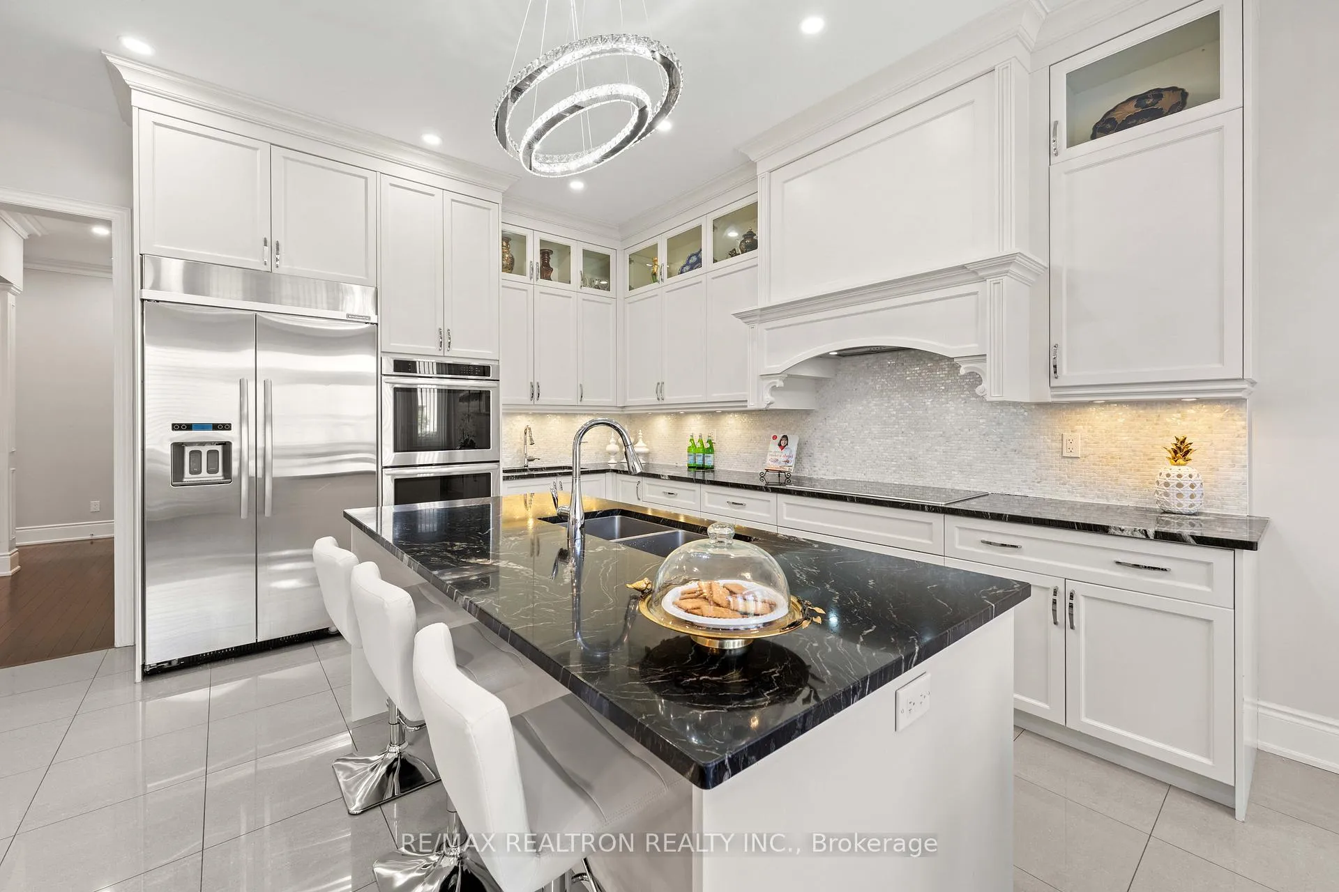 Photo 10 of 595 Pleasant Ridge Avenue, Vaughan, Patterson — HOMEH