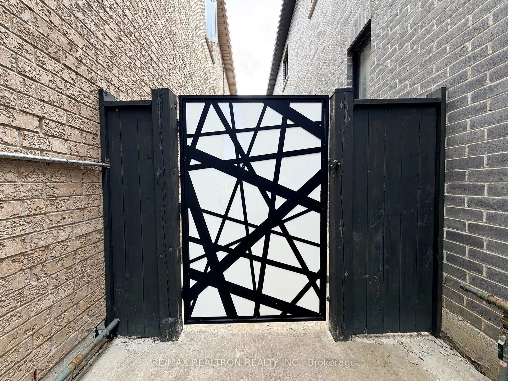 Photo 49 of 595 Pleasant Ridge Avenue, Vaughan, Patterson — HOMEH