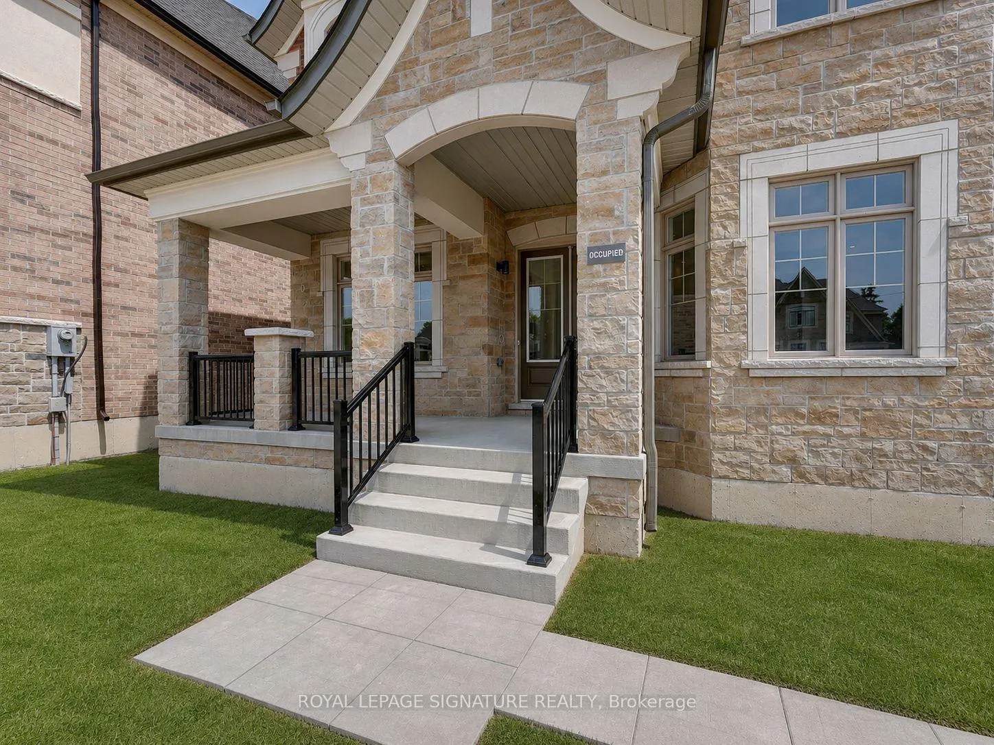 Photo 2 of 67 Enclave Court, Vaughan, Kleinburg — HOMEH