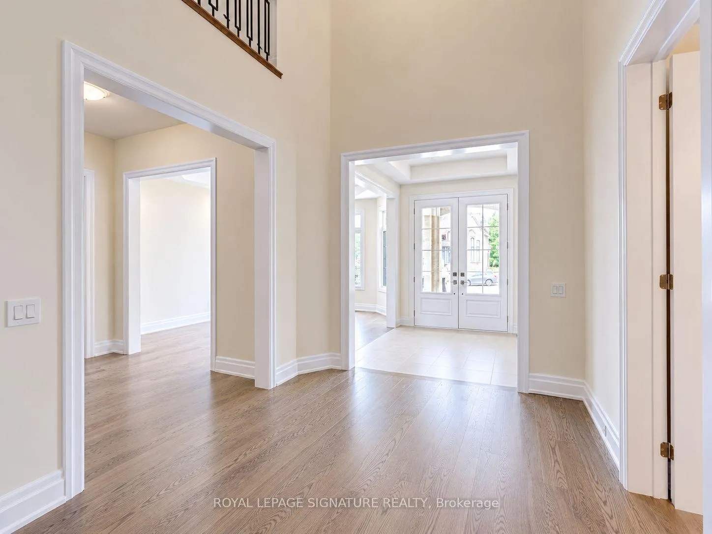 Photo 4 of 67 Enclave Court, Vaughan, Kleinburg — HOMEH