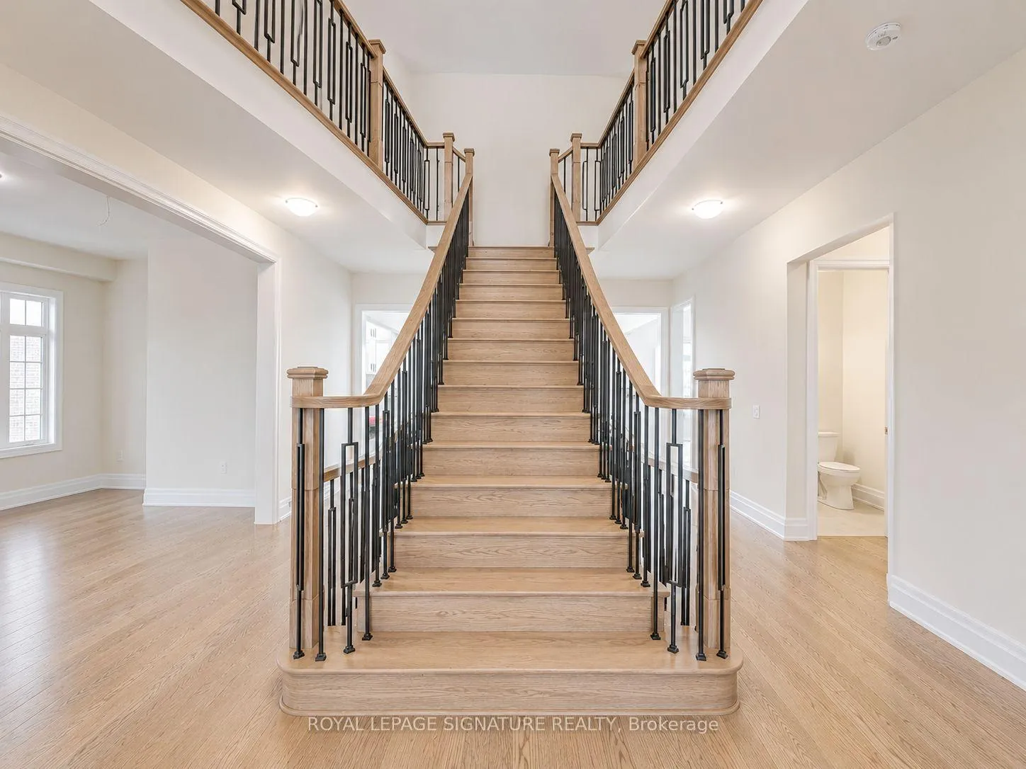 Photo 24 of 67 Enclave Court, Vaughan, Kleinburg — HOMEH