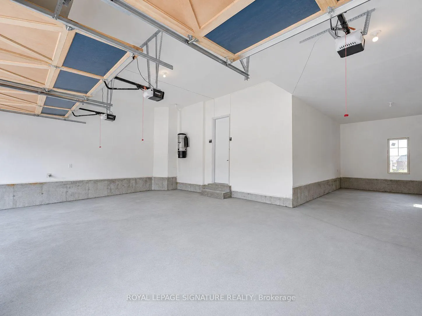 Photo 27 of 67 Enclave Court, Vaughan, Kleinburg — HOMEH