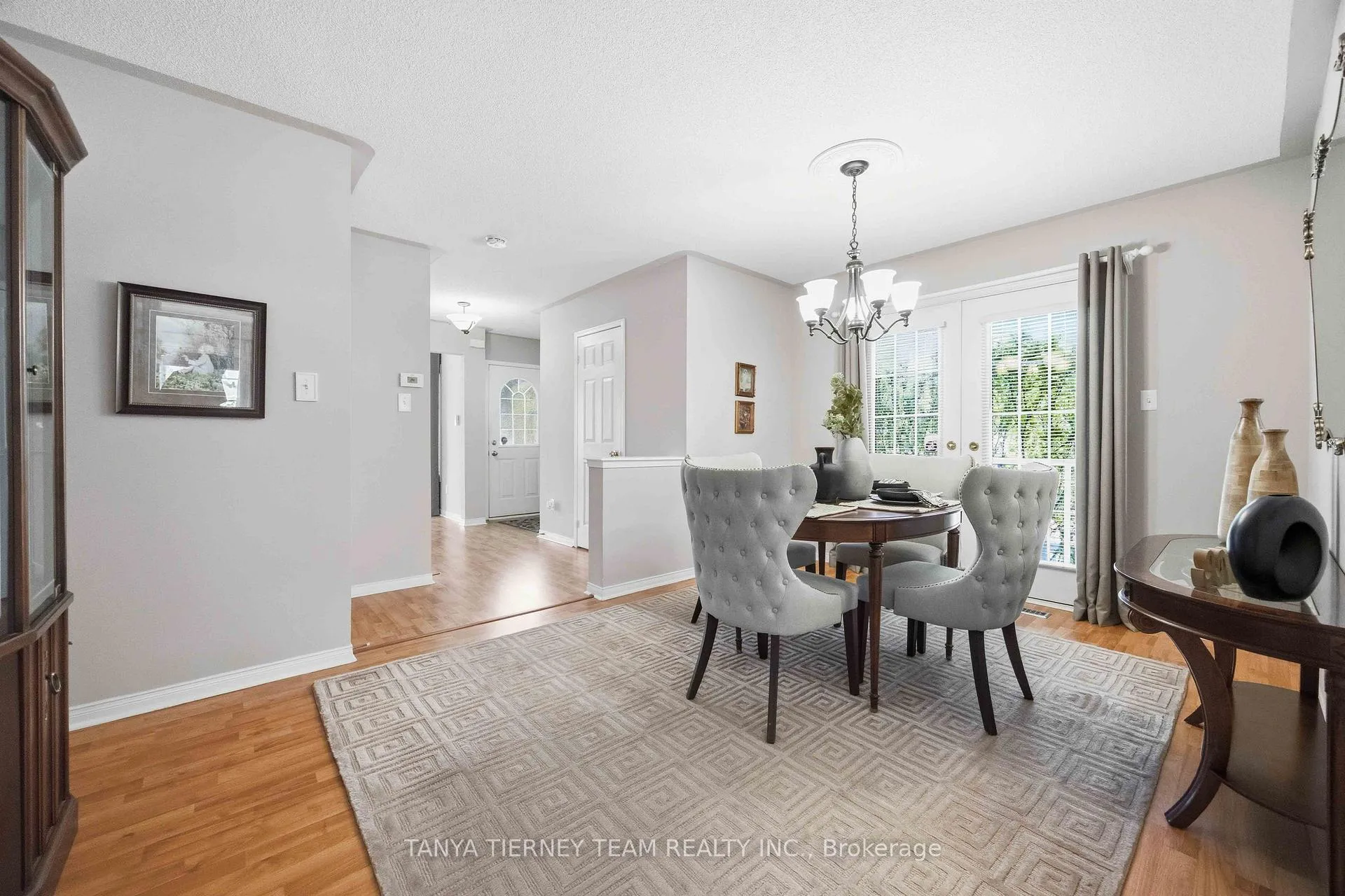 Photo 17 of 17 Robert Attersley Drive E, Whitby, Taunton North — HOMEH