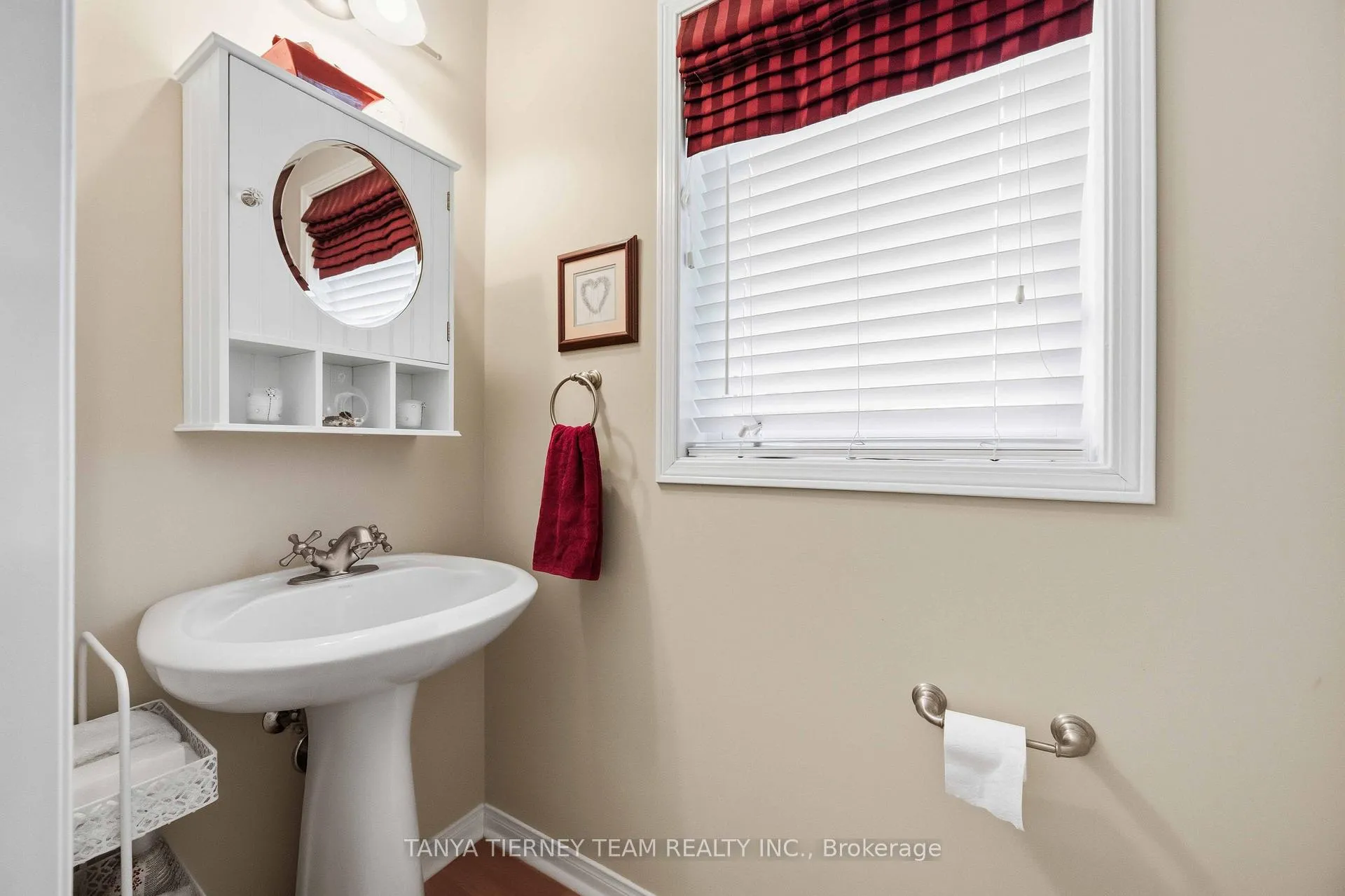 Photo 30 of 17 Robert Attersley Drive E, Whitby, Taunton North — HOMEH