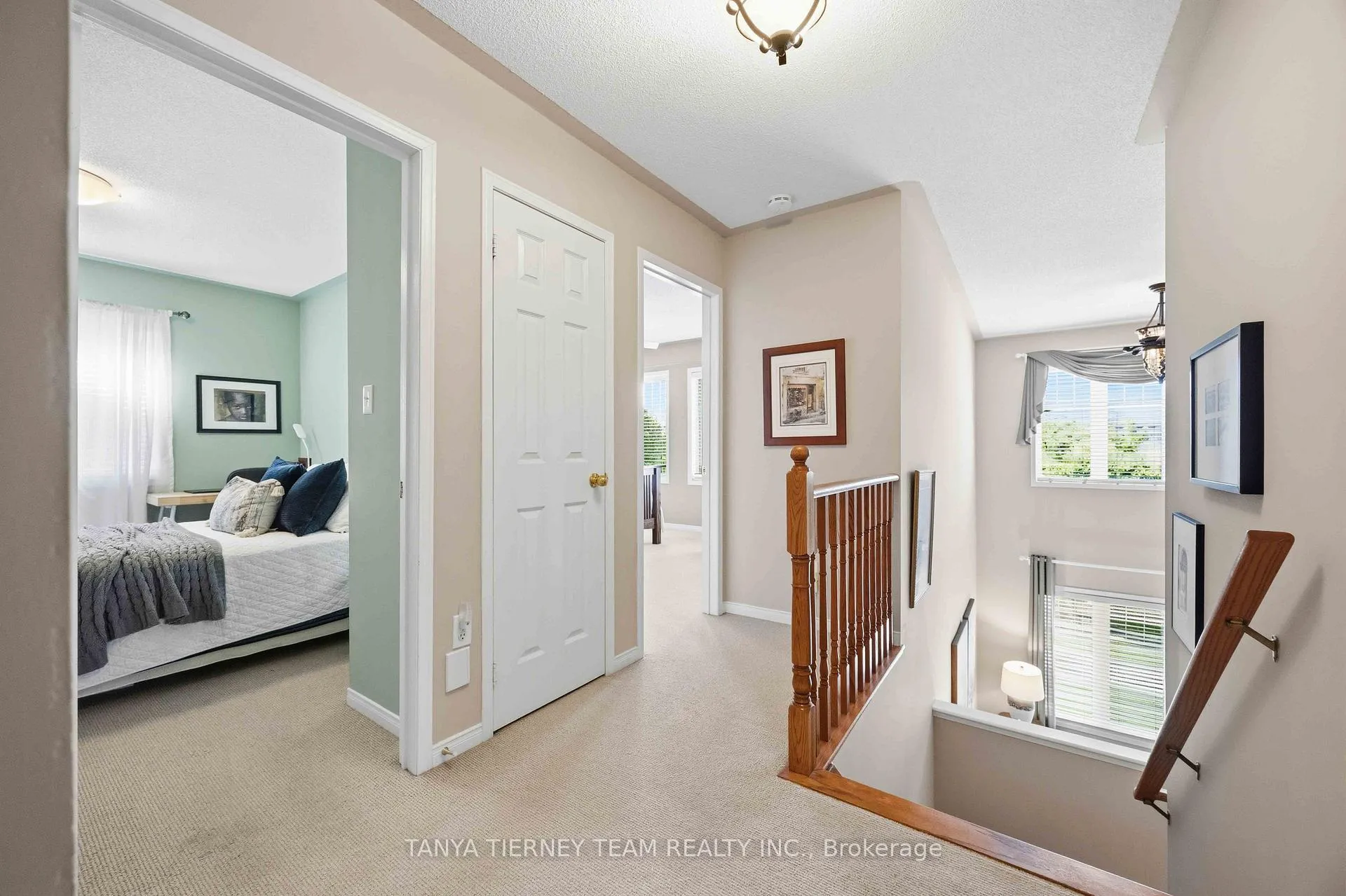 Photo 31 of 17 Robert Attersley Drive E, Whitby, Taunton North — HOMEH