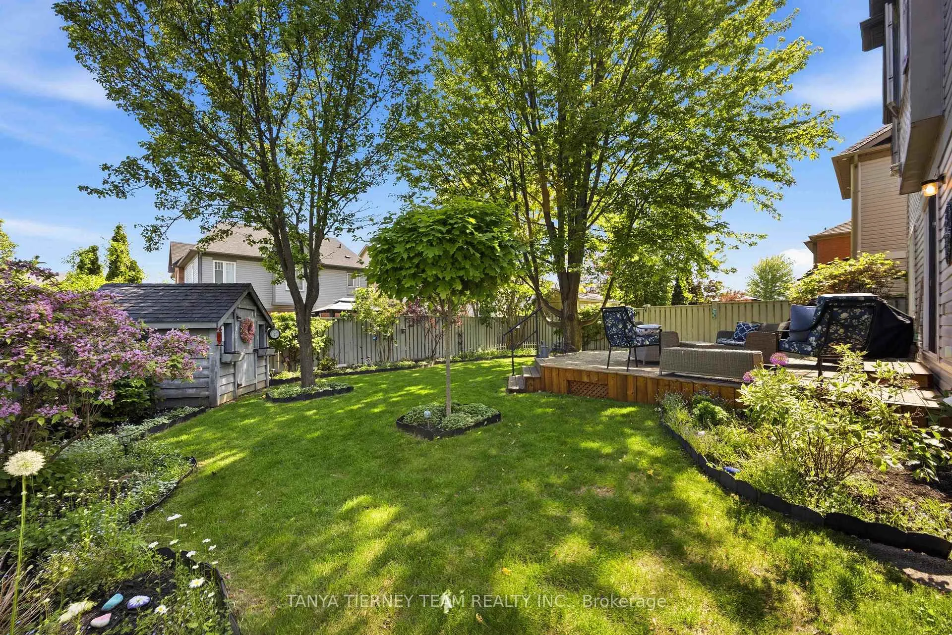Photo 49 of 17 Robert Attersley Drive E, Whitby, Taunton North — HOMEH