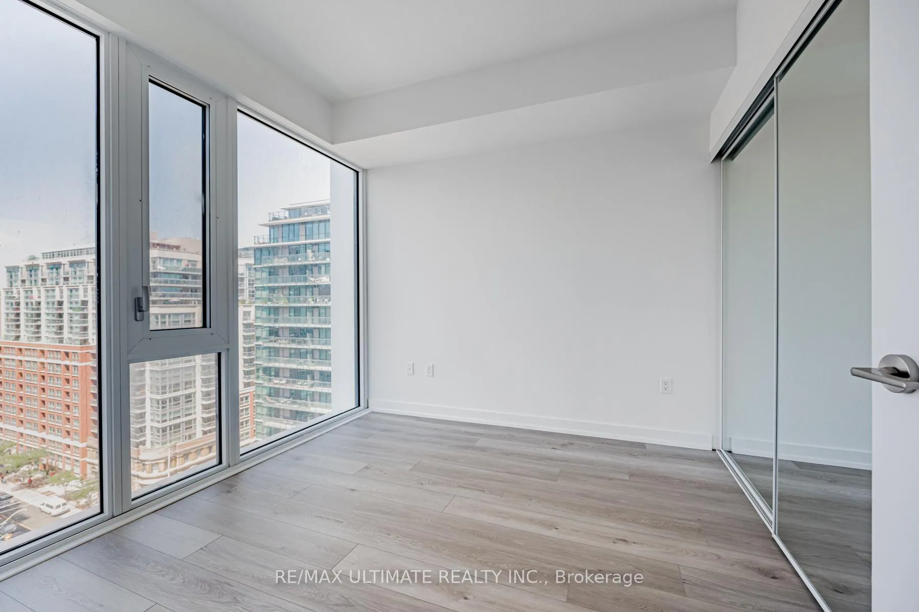 Photo 16 of Unit 1211, 158 Front Street E, Toronto, Moss Park — HOMEH