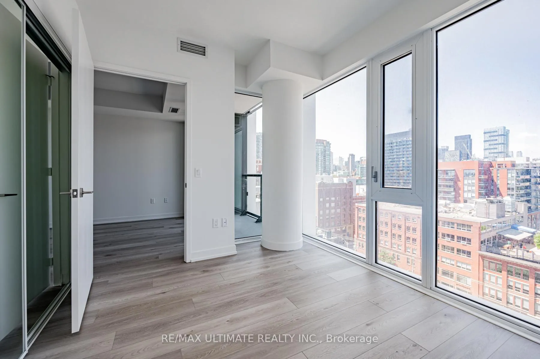 Photo 17 of Unit 1211, 158 Front Street E, Toronto, Moss Park — HOMEH