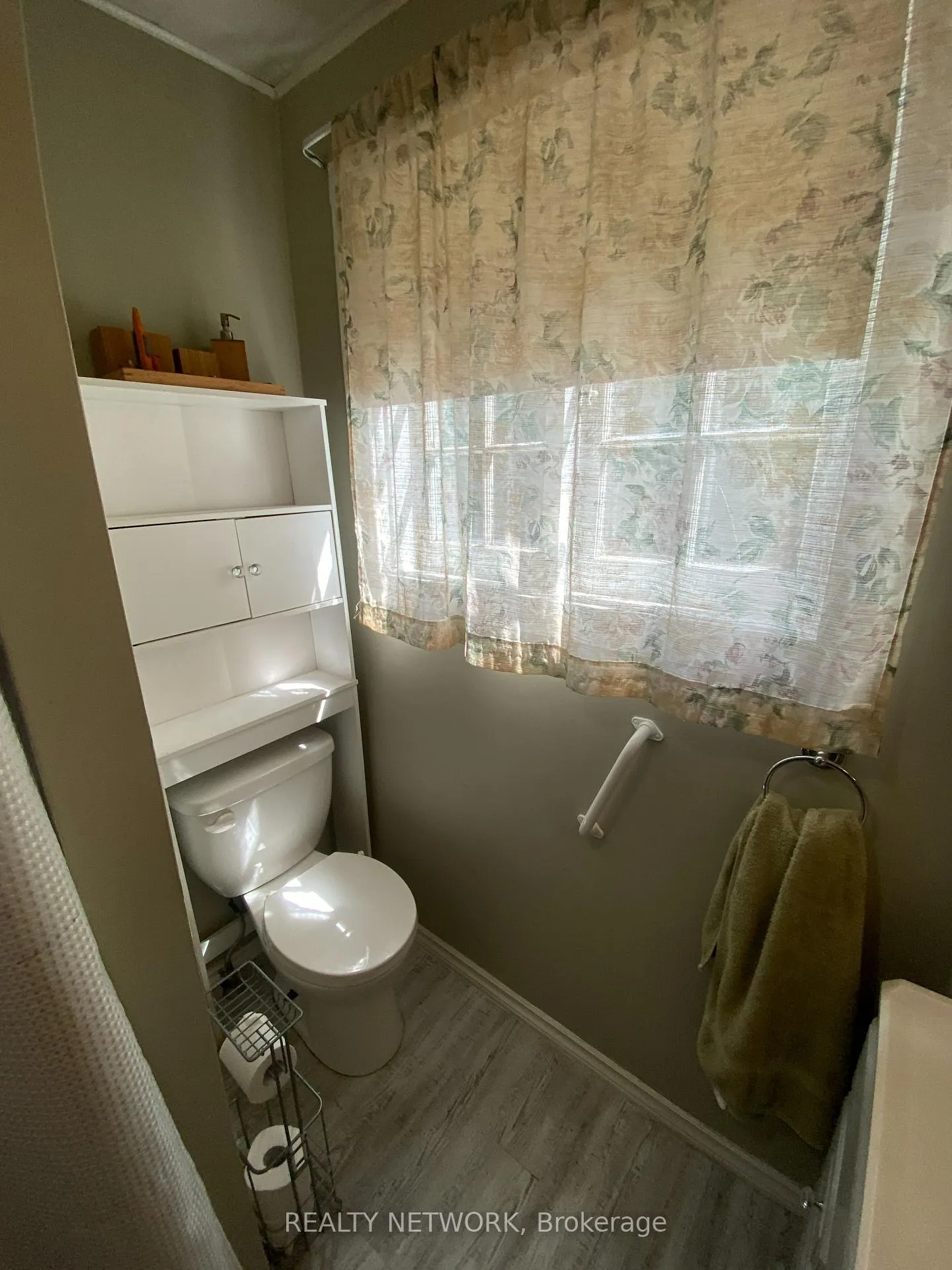 Photo 17 of 11519 522 Highway, Parry Sound Remote Area, Port Loring — HOMEH