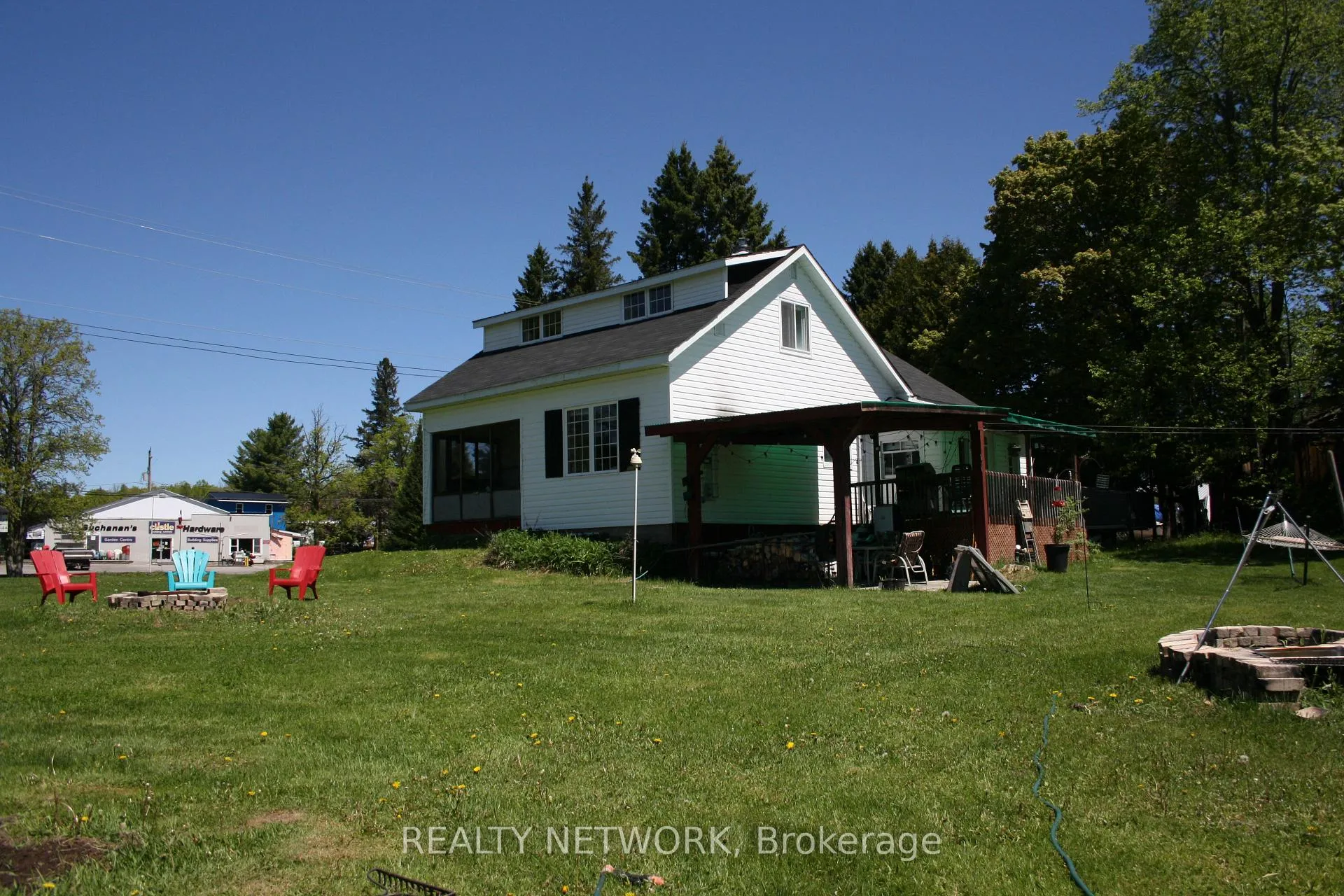 Photo 28 of 11519 522 Highway, Parry Sound Remote Area, Port Loring — HOMEH