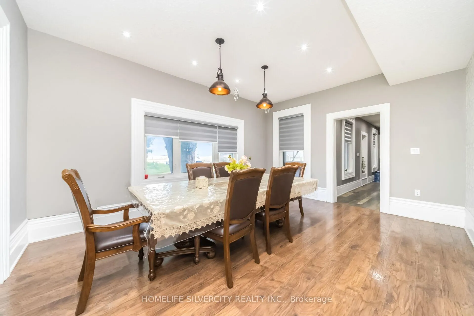 Photo 12 of 184 Pottruff Road, Brant, Paris — HOMEH
