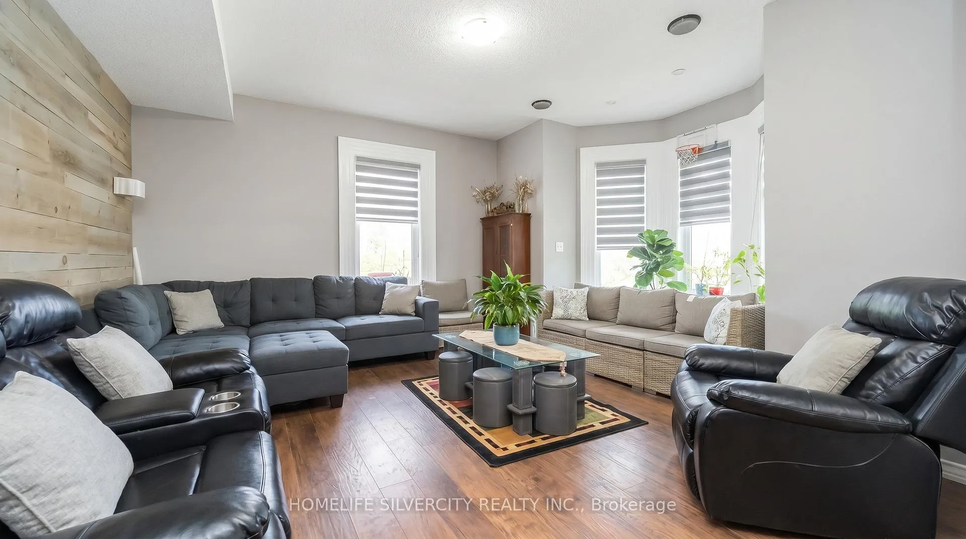 Photo 13 of 184 Pottruff Road, Brant, Paris — HOMEH