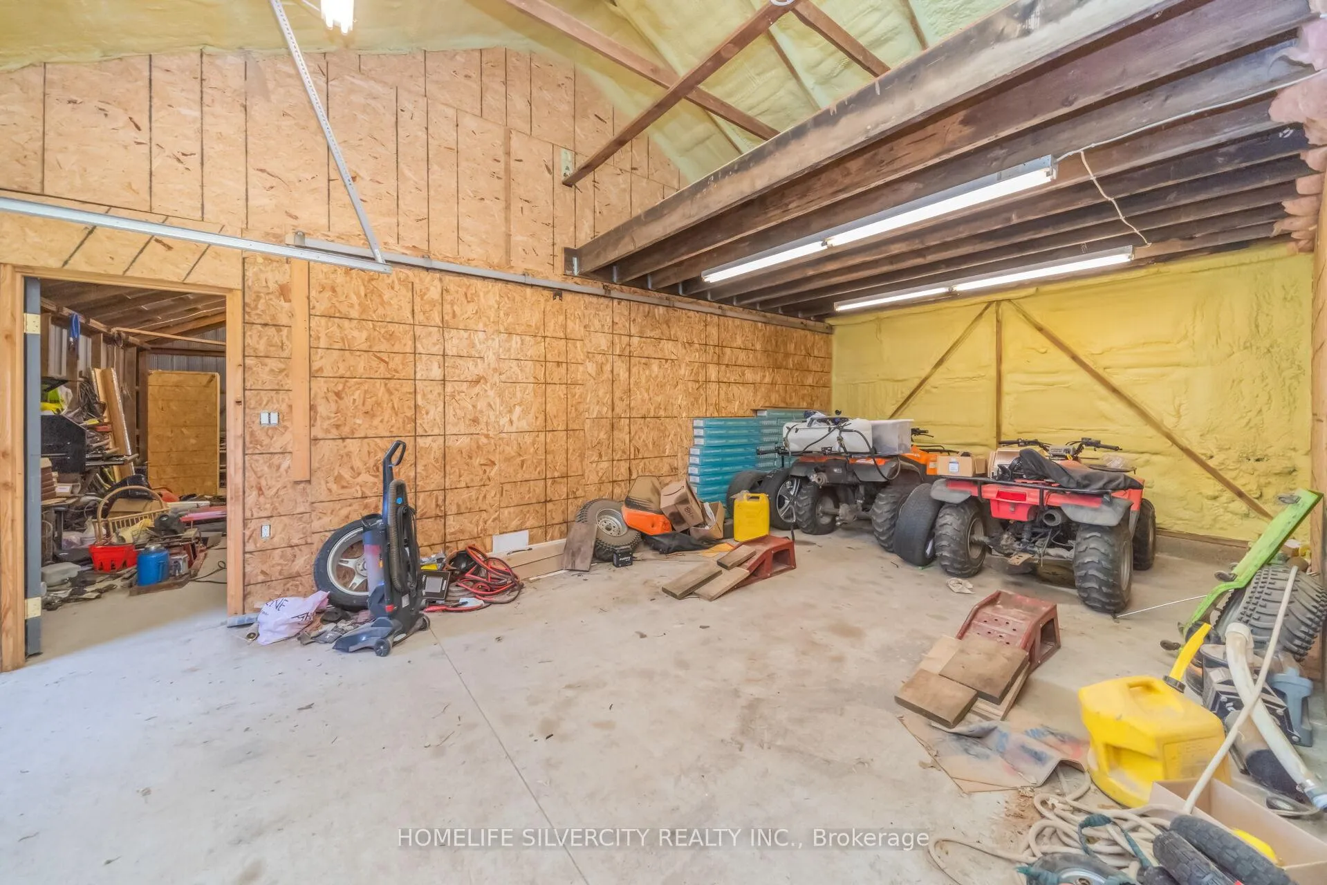 Photo 36 of 184 Pottruff Road, Brant, Paris — HOMEH