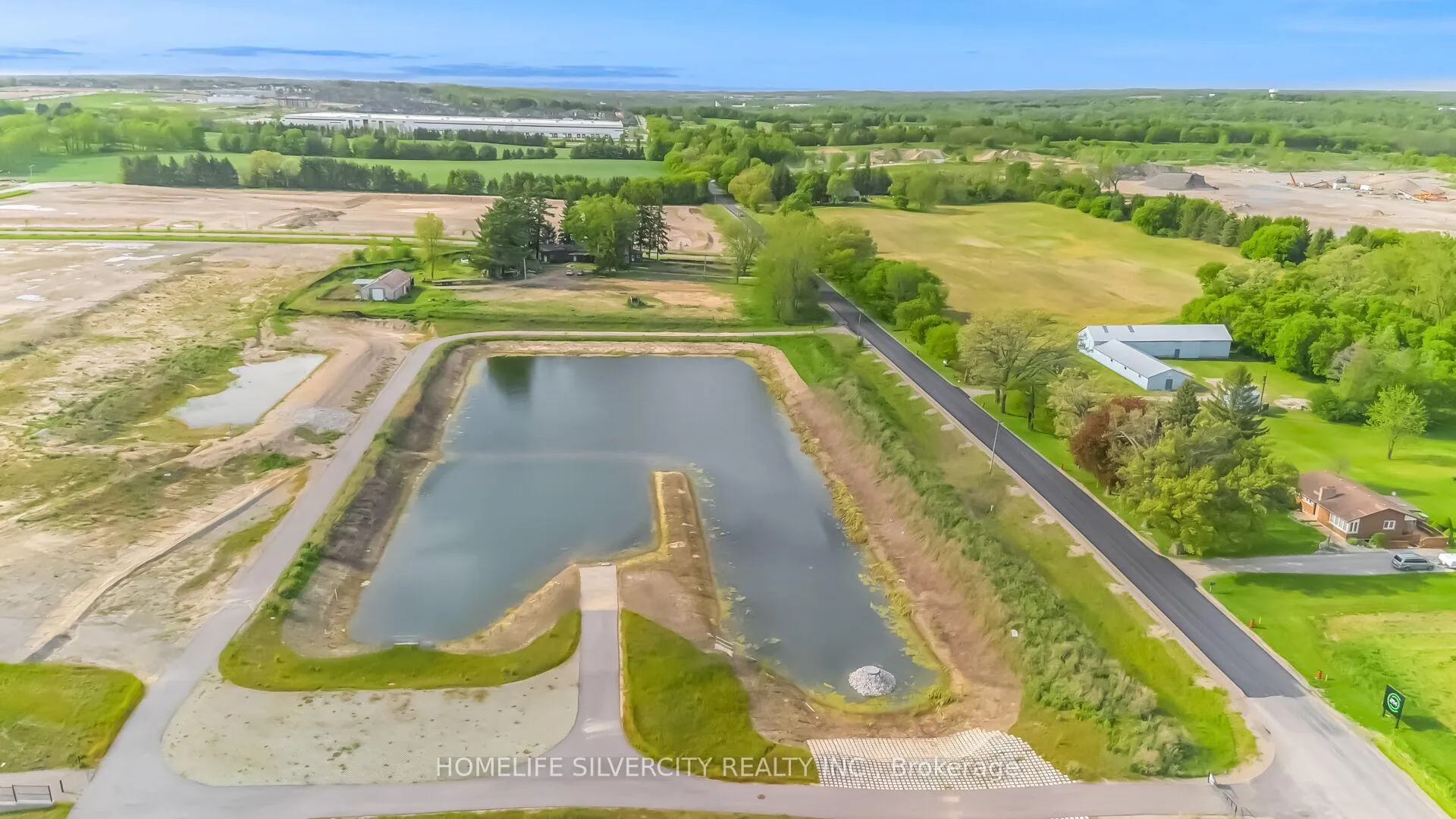Photo 47 of 184 Pottruff Road, Brant, Paris — HOMEH