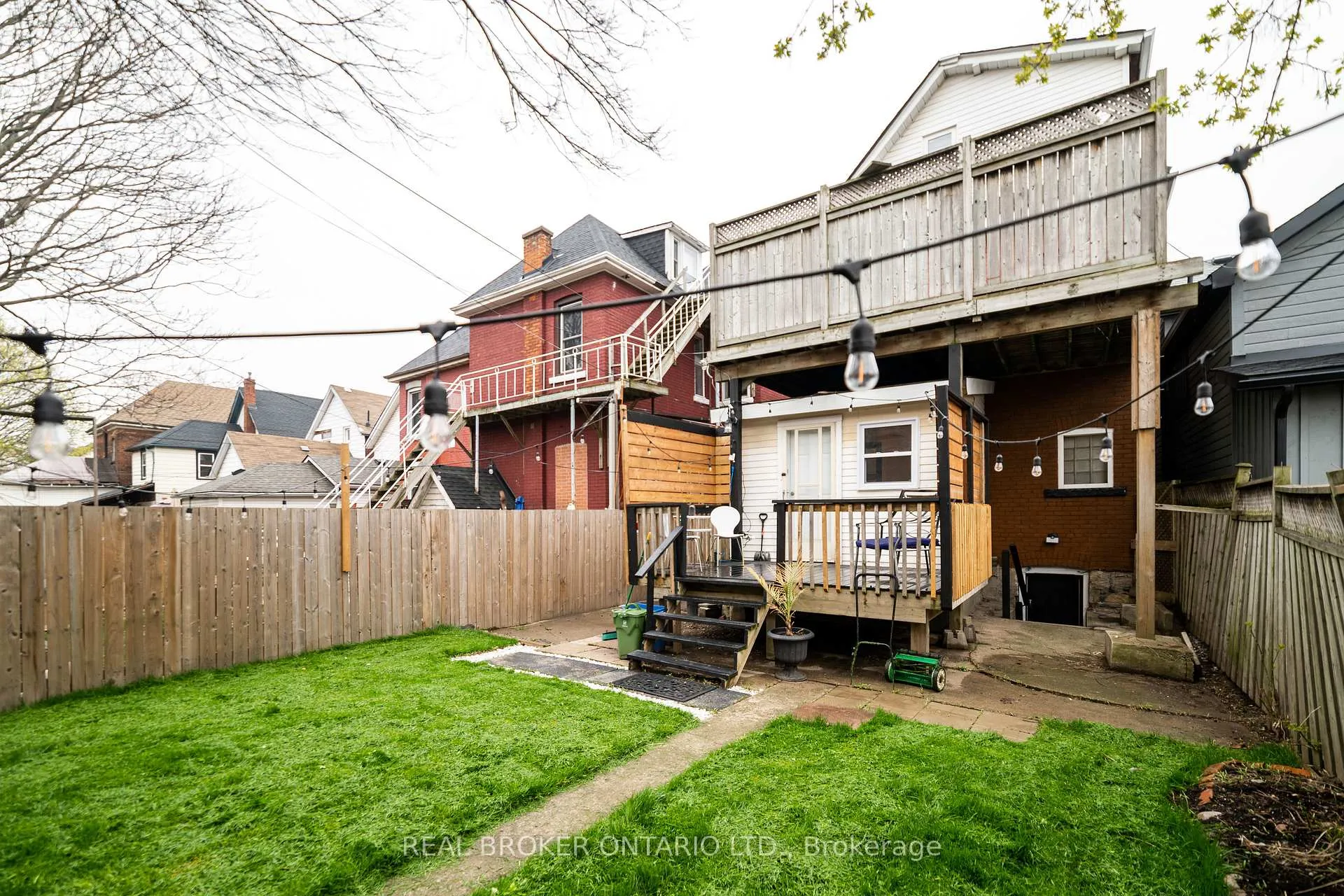 Photo 24 of 19 Century Street, Hamilton, Landsdale — HOMEH