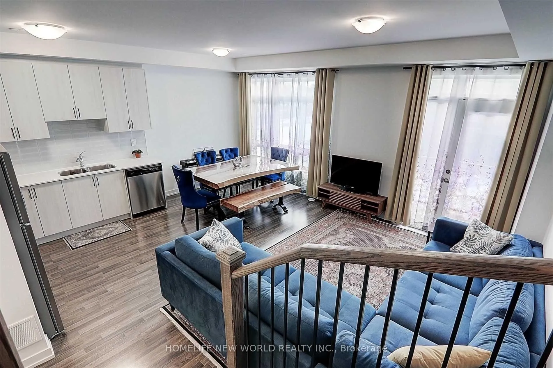 Photo 8 of 17 Tauton Street, Vaughan, Vaughan Grove — HOMEH