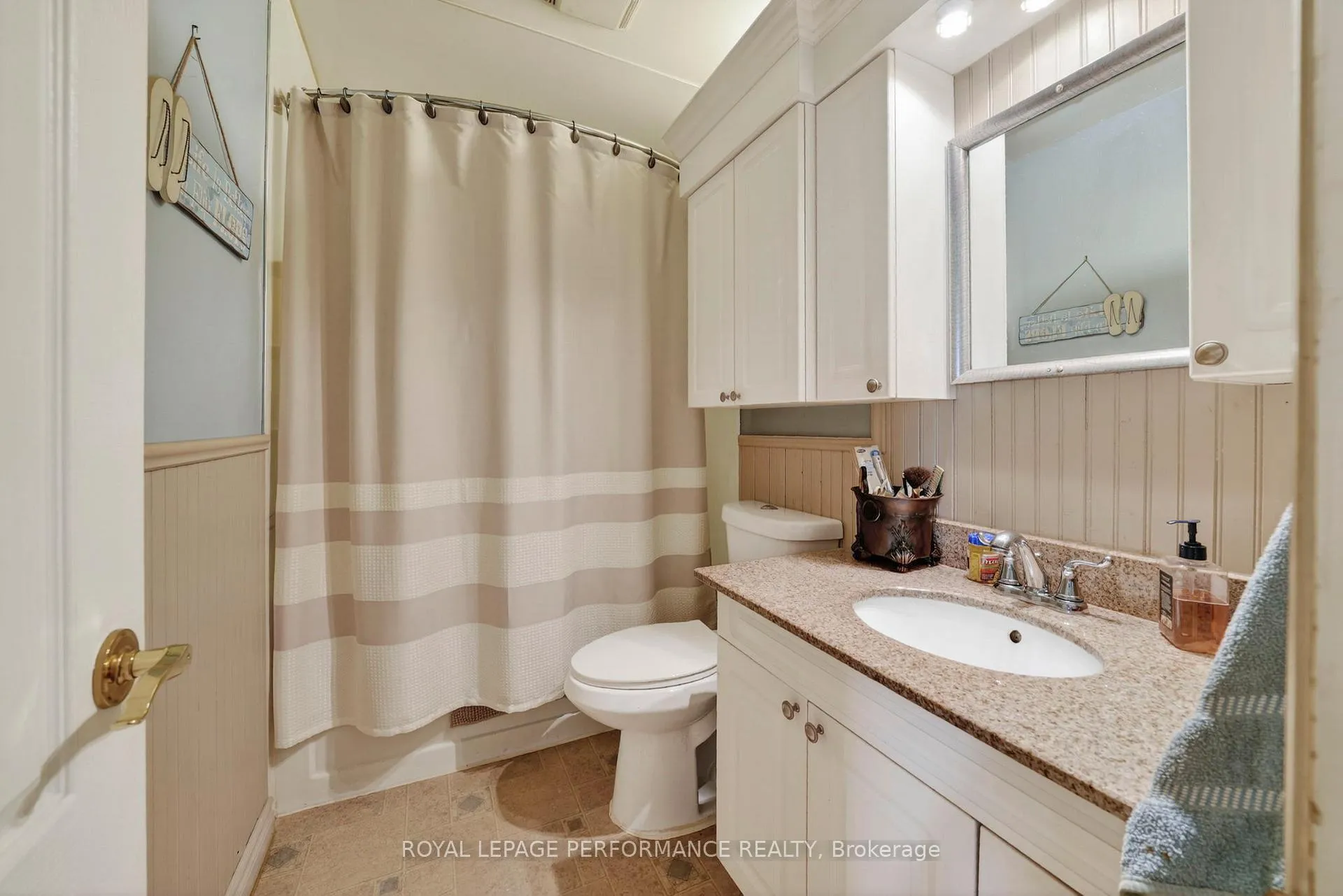 Photo 16 of 10 Valecrest Drive, Cornwall — HOMEH