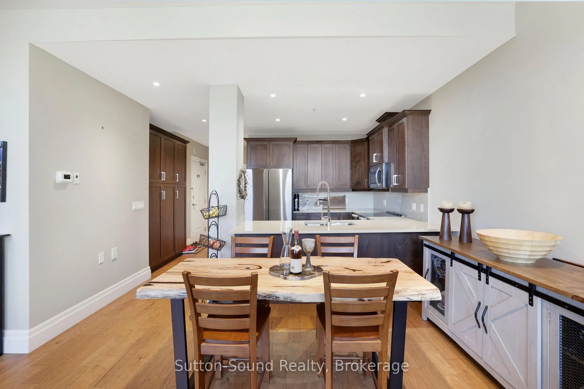 Photo 7 of Unit 303, 945 3rd Avenue E, Owen Sound — HOMEH