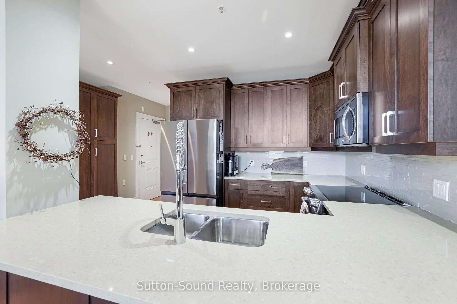 Photo 10 of Unit 303, 945 3rd Avenue E, Owen Sound — HOMEH