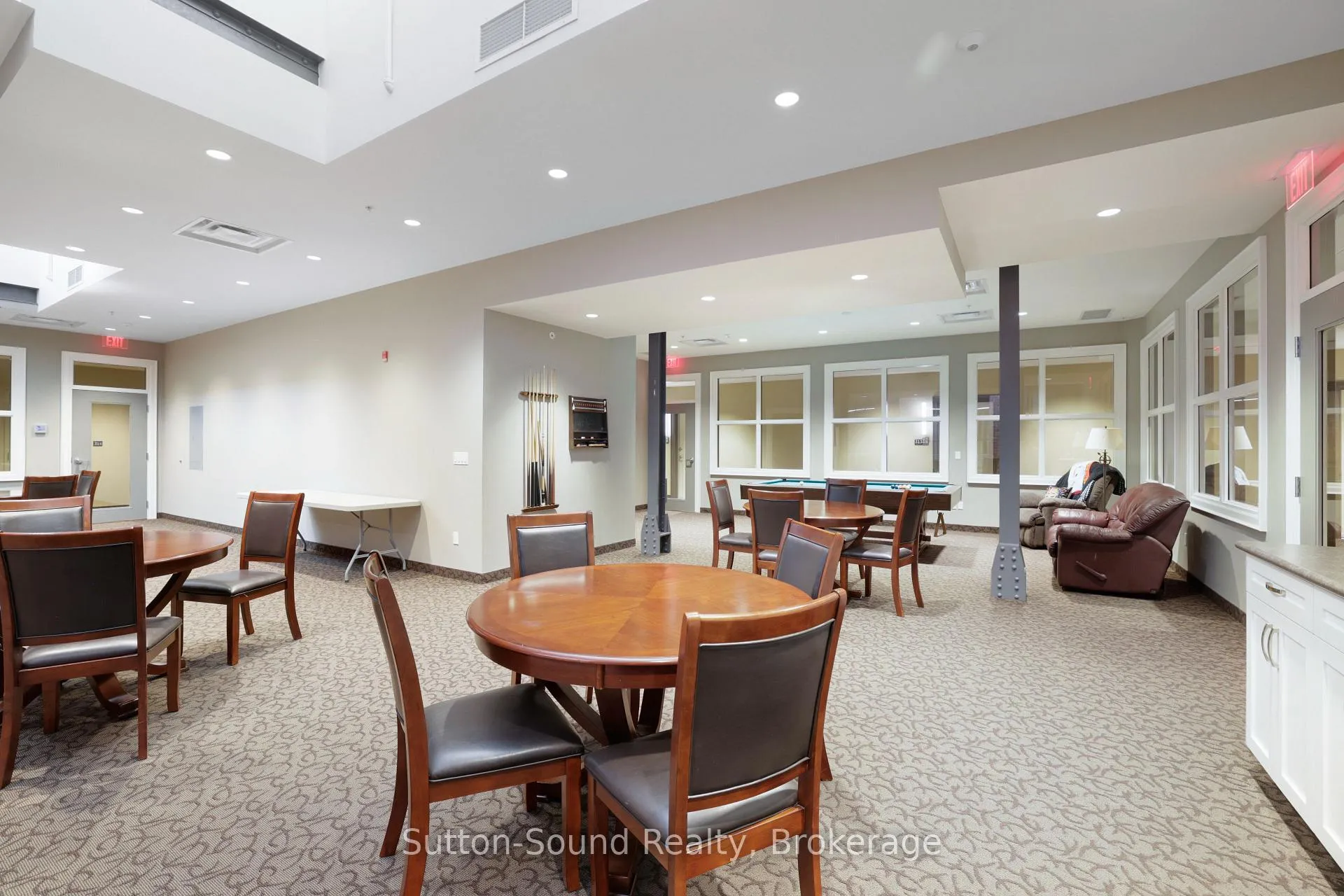 Photo 20 of Unit 303, 945 3rd Avenue E, Owen Sound — HOMEH