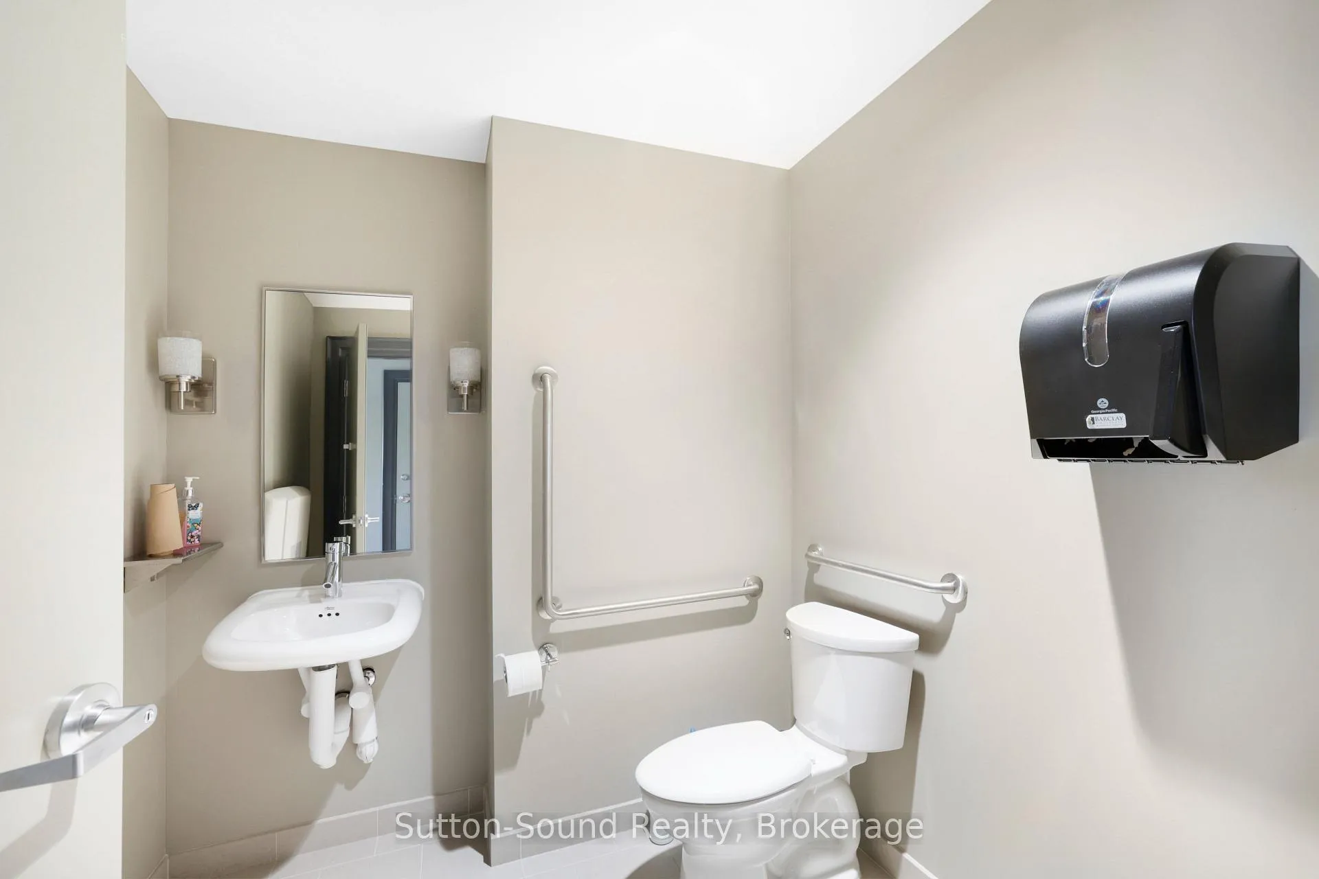 Photo 29 of Unit 303, 945 3rd Avenue E, Owen Sound — HOMEH
