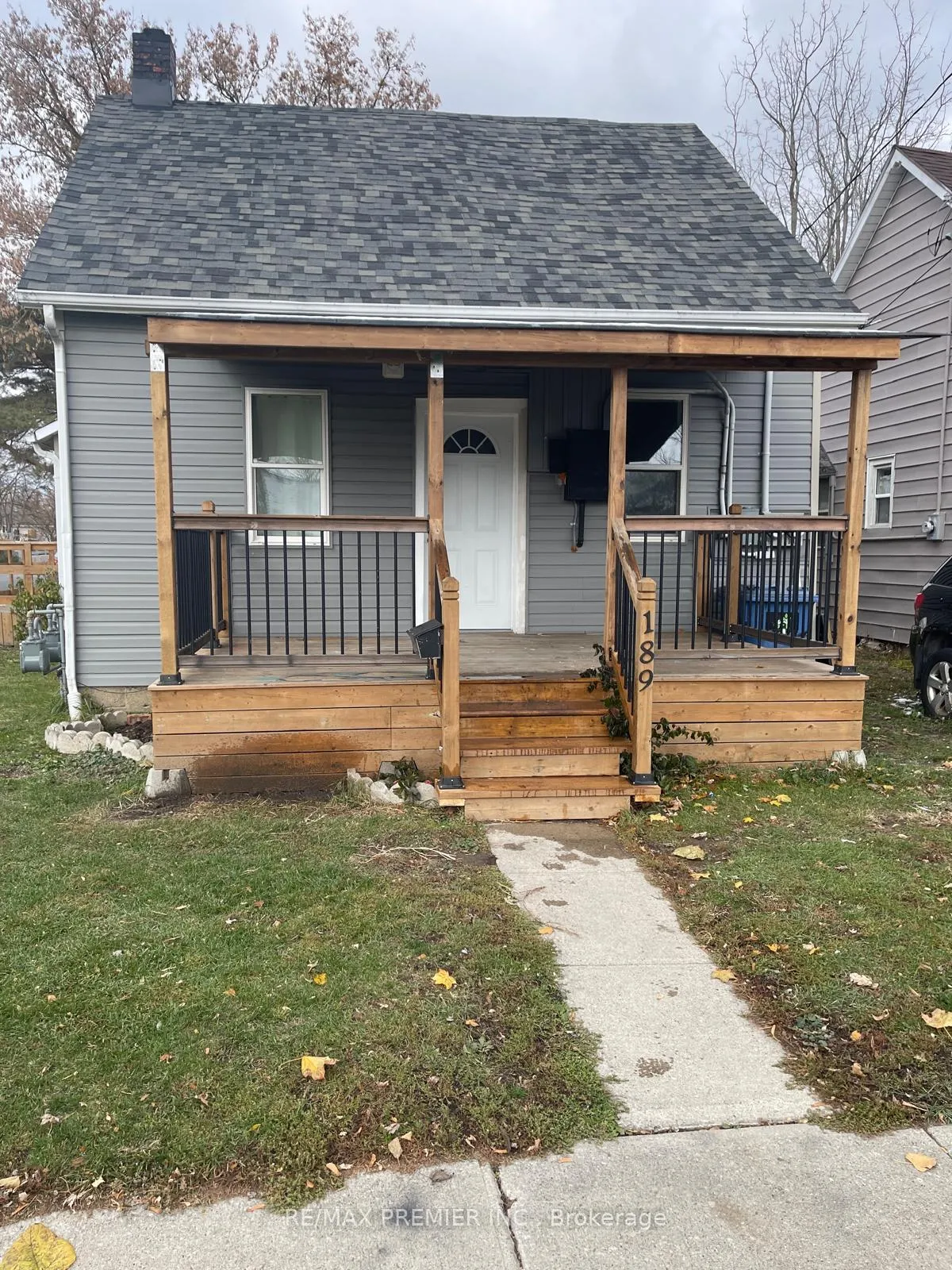 Photo of Unit Front, 189 King Street E