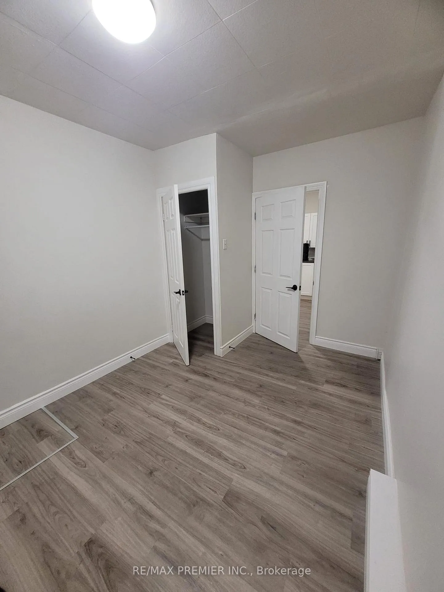 Photo 11 of Unit Front, 189 King Street E, Chatham-Kent, Chatham — HOMEH