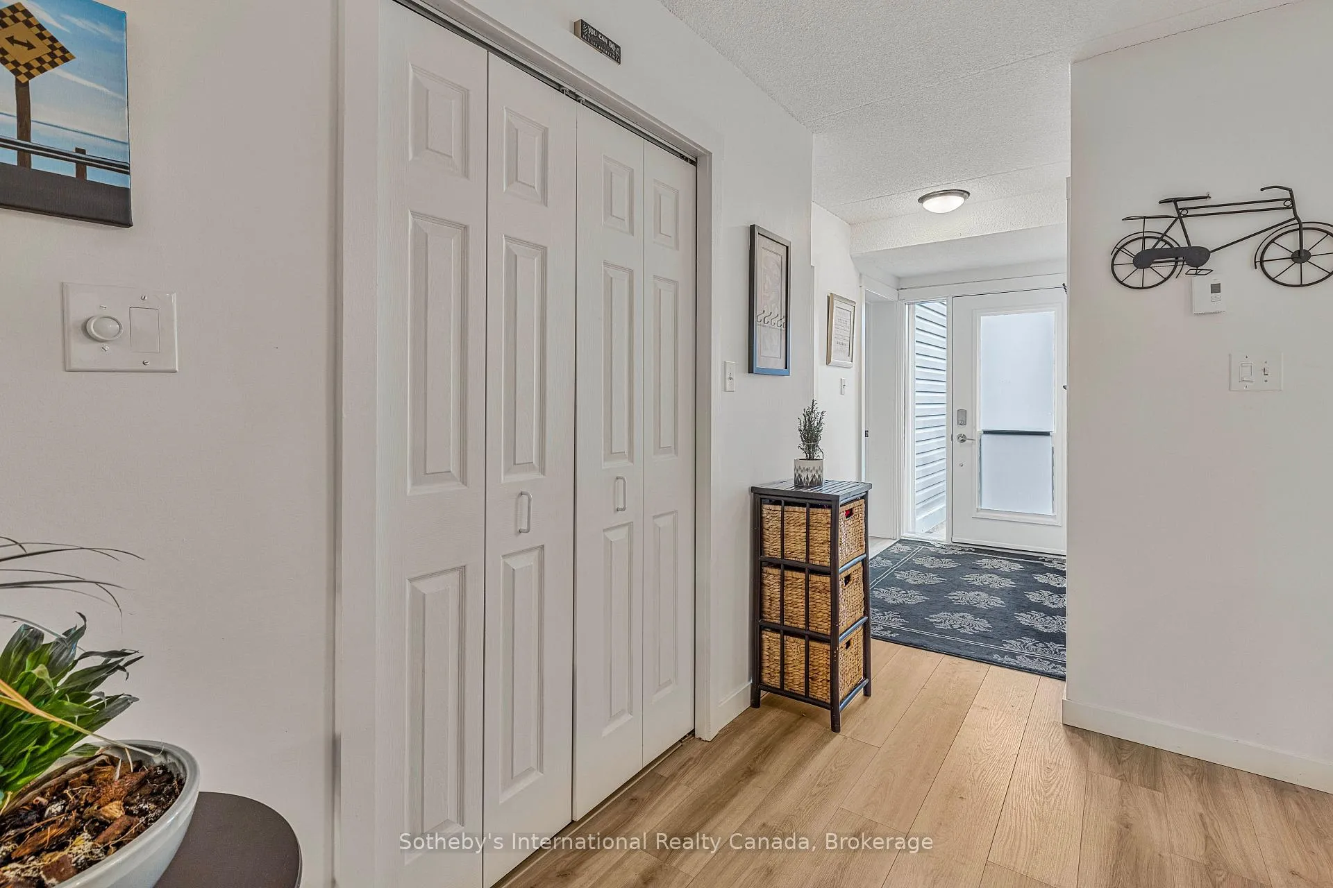 Photo 2 of Unit 181, 49 Trott Boulevard, Collingwood — HOMEH