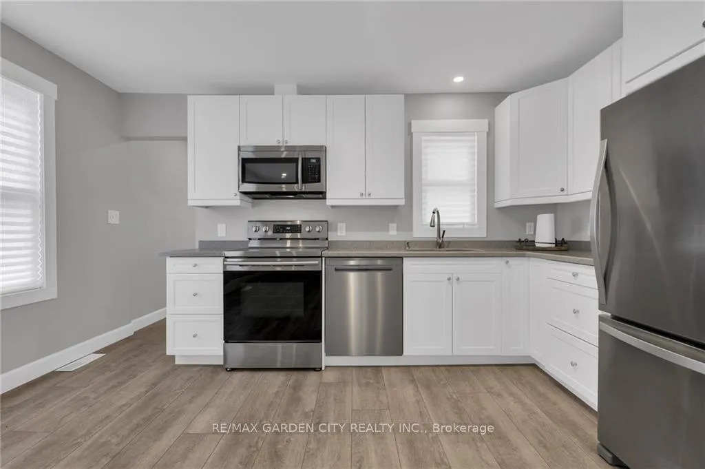 Photo 8 of Unit Main, 27 St George Street, St. Catharines, Facer — HOMEH