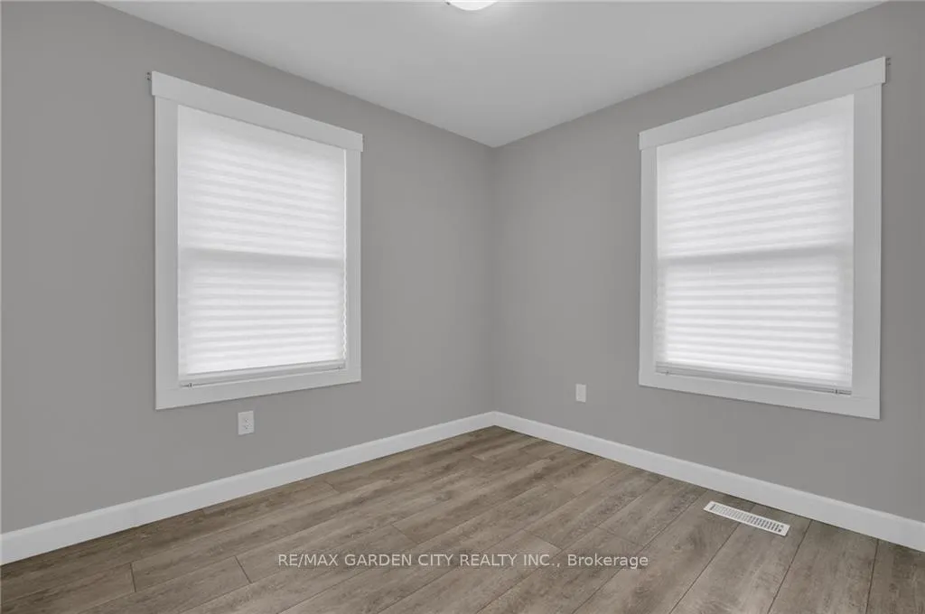 Photo 12 of Unit Main, 27 St George Street, St. Catharines, Facer — HOMEH