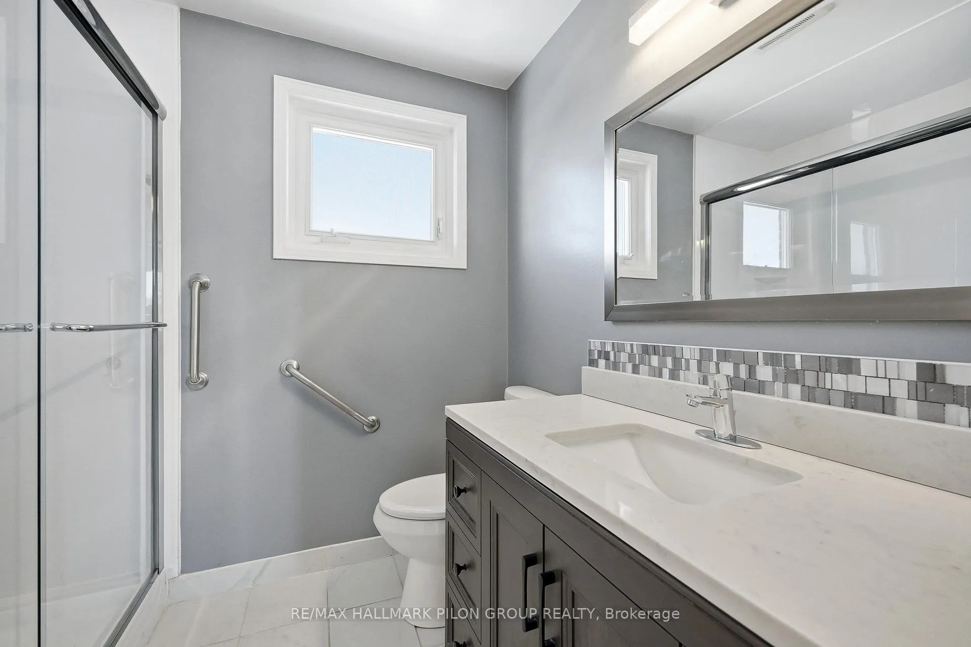 Photo 18 of 1354 Mountainside Crescent, Ottawa, Bilberry Creek/Queenswood Heights — HOMEH
