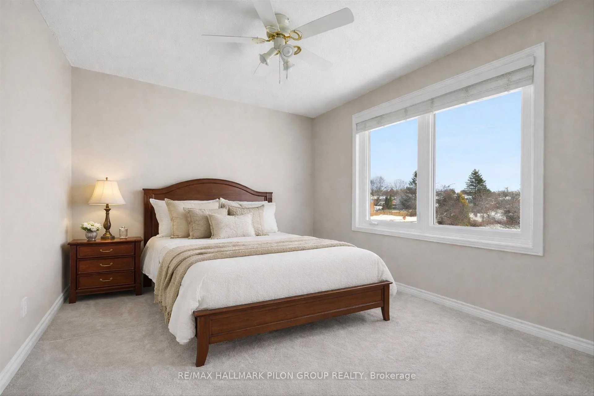 Photo 21 of 1354 Mountainside Crescent, Ottawa, Bilberry Creek/Queenswood Heights — HOMEH