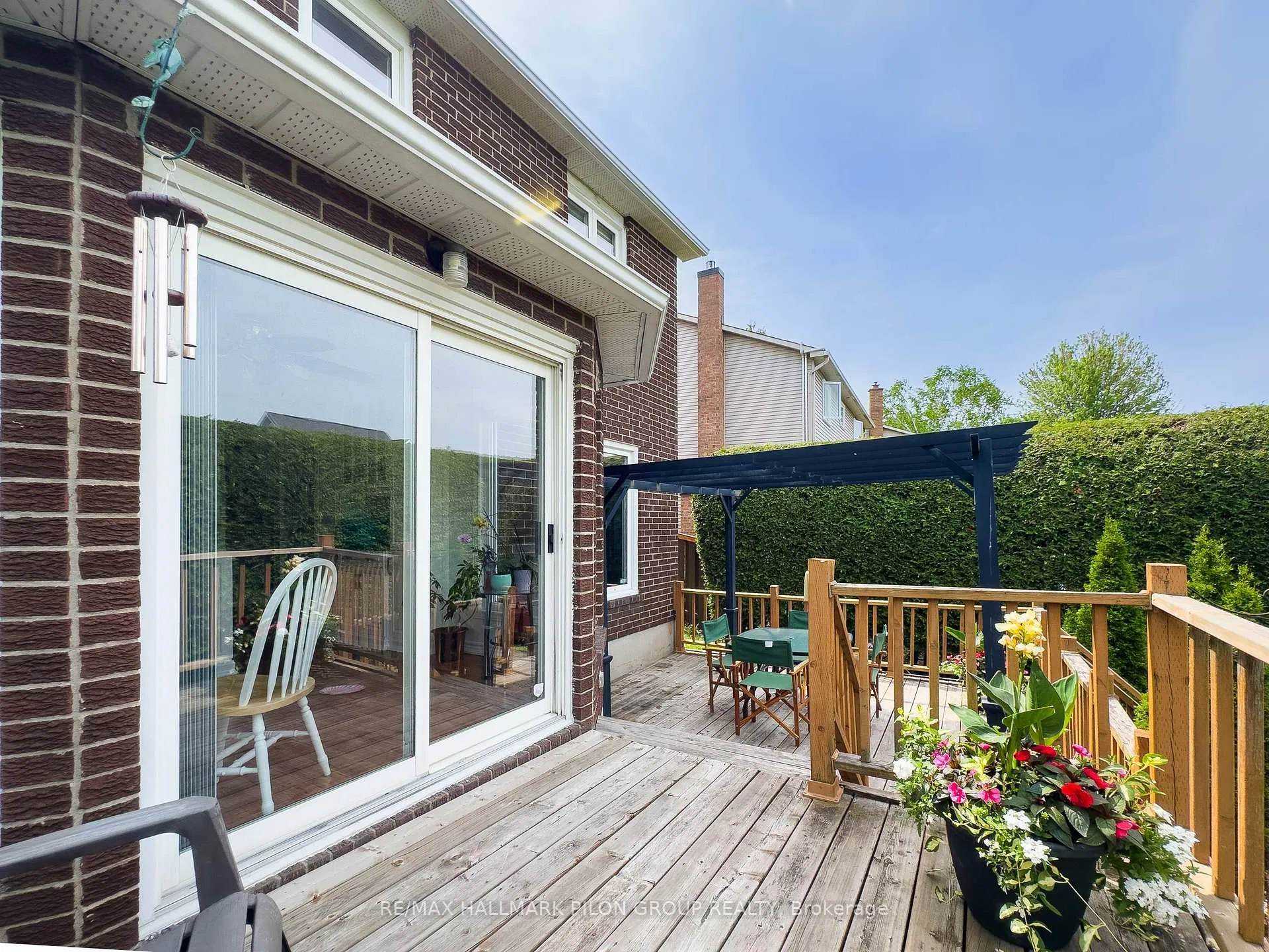 Photo 25 of 1354 Mountainside Crescent, Ottawa, Bilberry Creek/Queenswood Heights — HOMEH