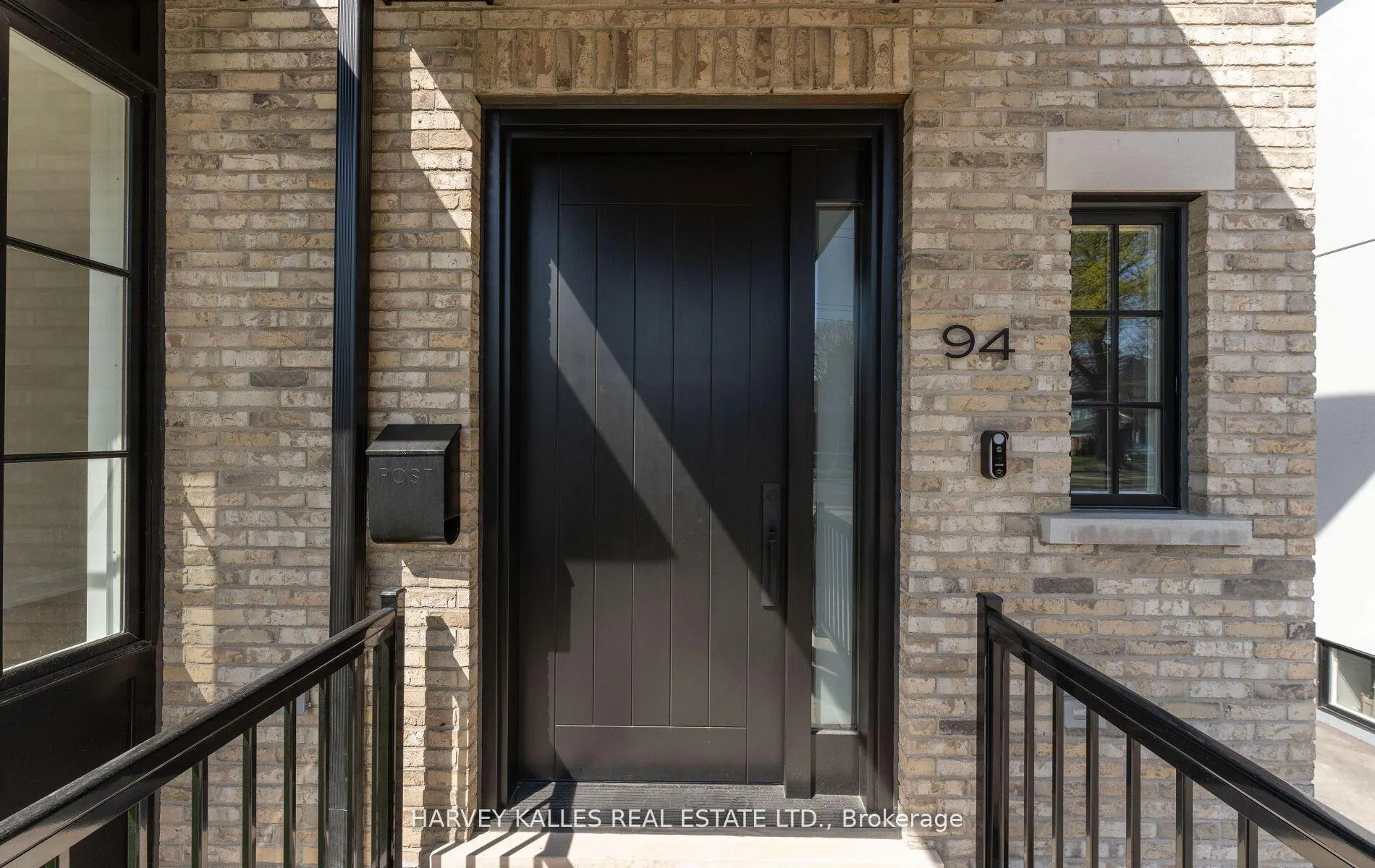 Photo 2 of 94 Prince Edward Drive S, Etobicoke, Stonegate-Queensway — HOMEH