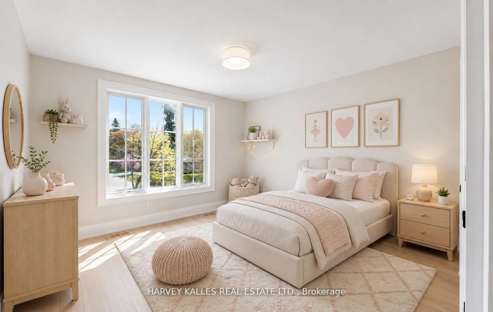 Photo 35 of 94 Prince Edward Drive S, Etobicoke, Stonegate-Queensway — HOMEH