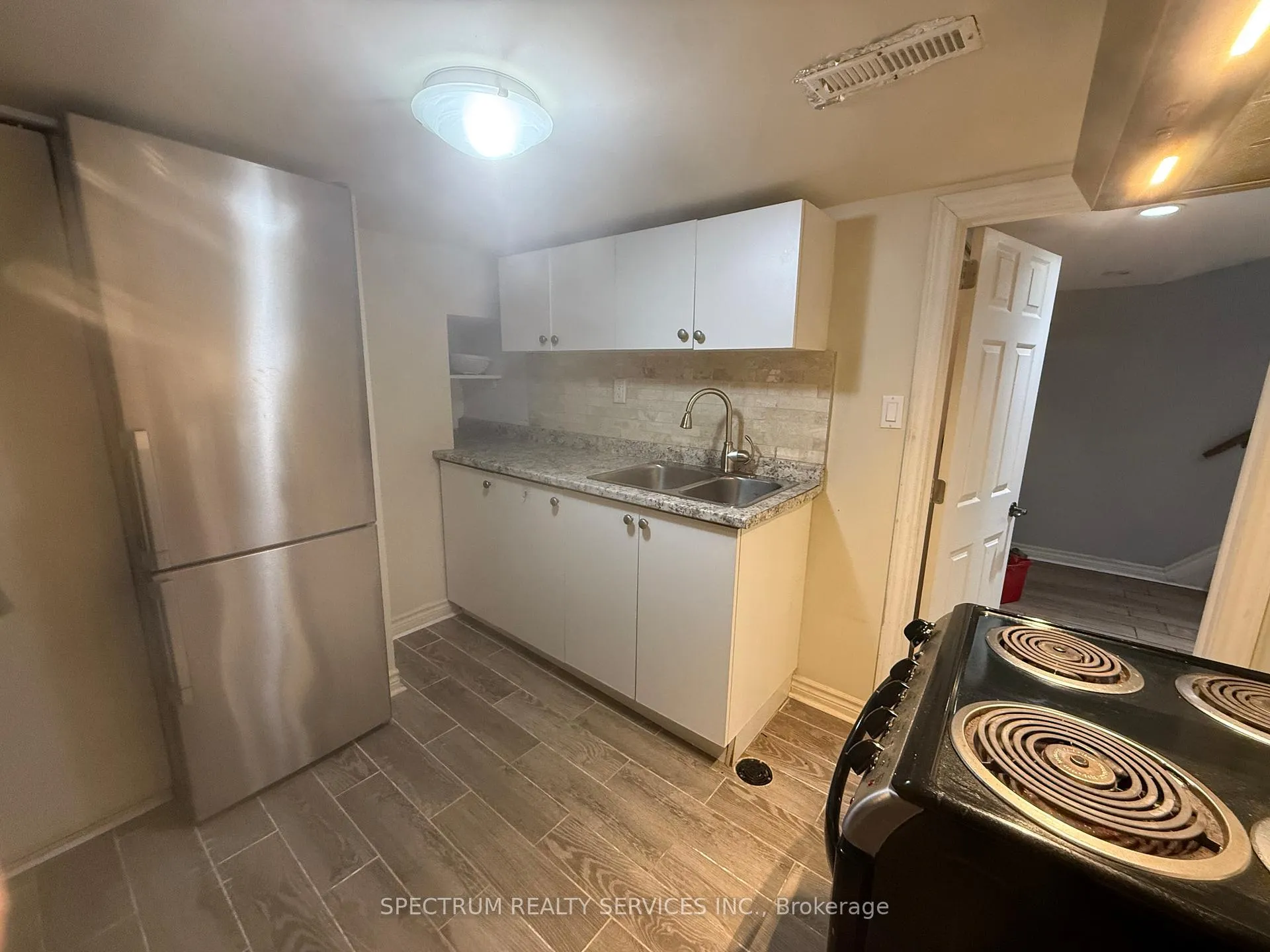 Photo 9 of Unit Lower Level, 54 Delemere Avenue, Toronto, Rockcliffe-Smythe — HOMEH
