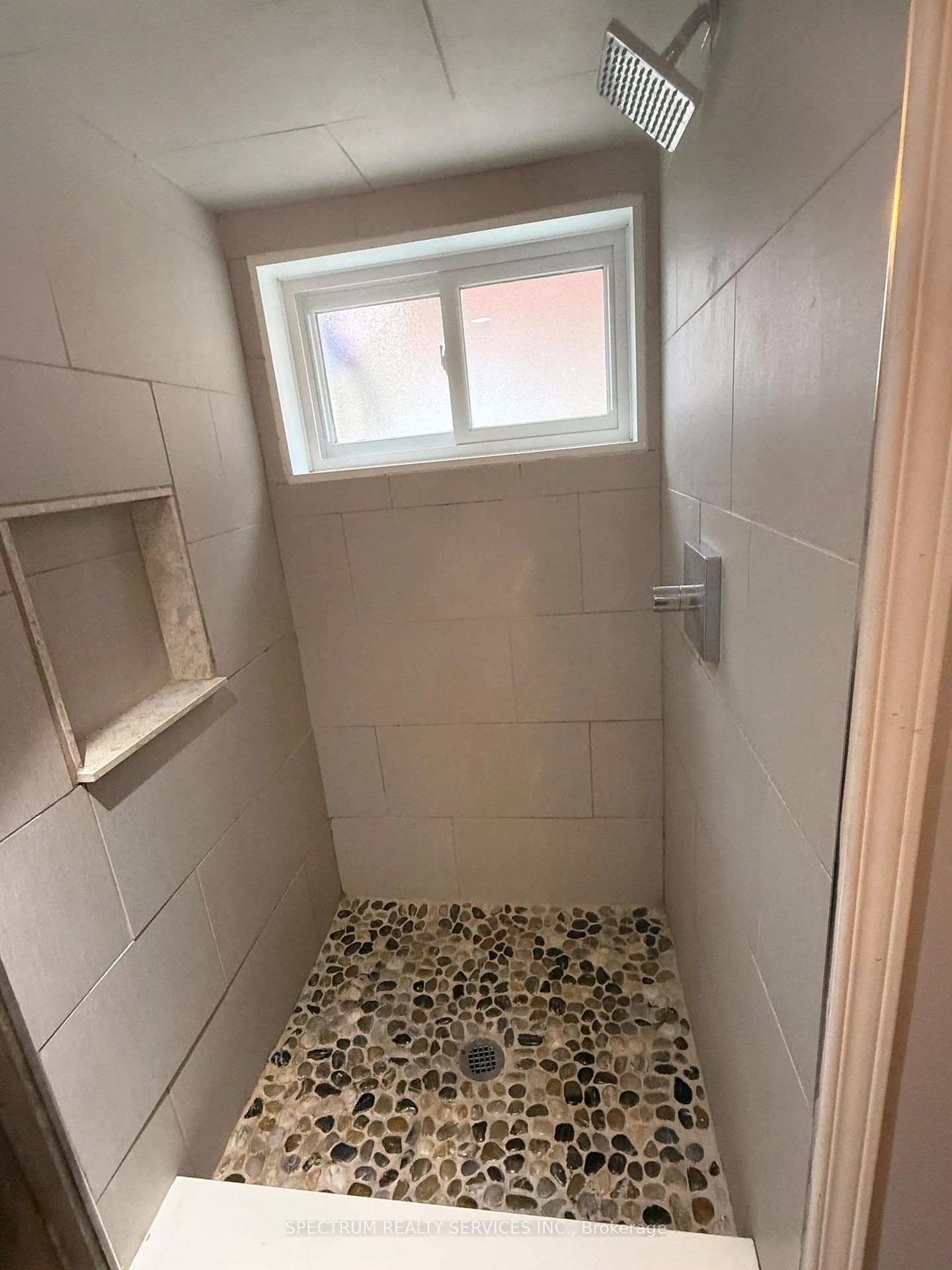 Photo 7 of Unit Lower Level, 54 Delemere Avenue, Toronto, Rockcliffe-Smythe — HOMEH