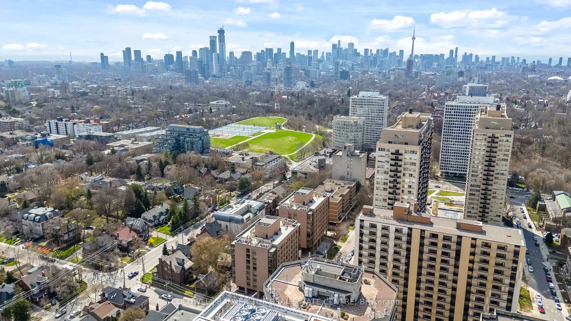 Photo 3 of Unit 206, 447 Walmer Road, Toronto, Forest Hill South — HOMEH