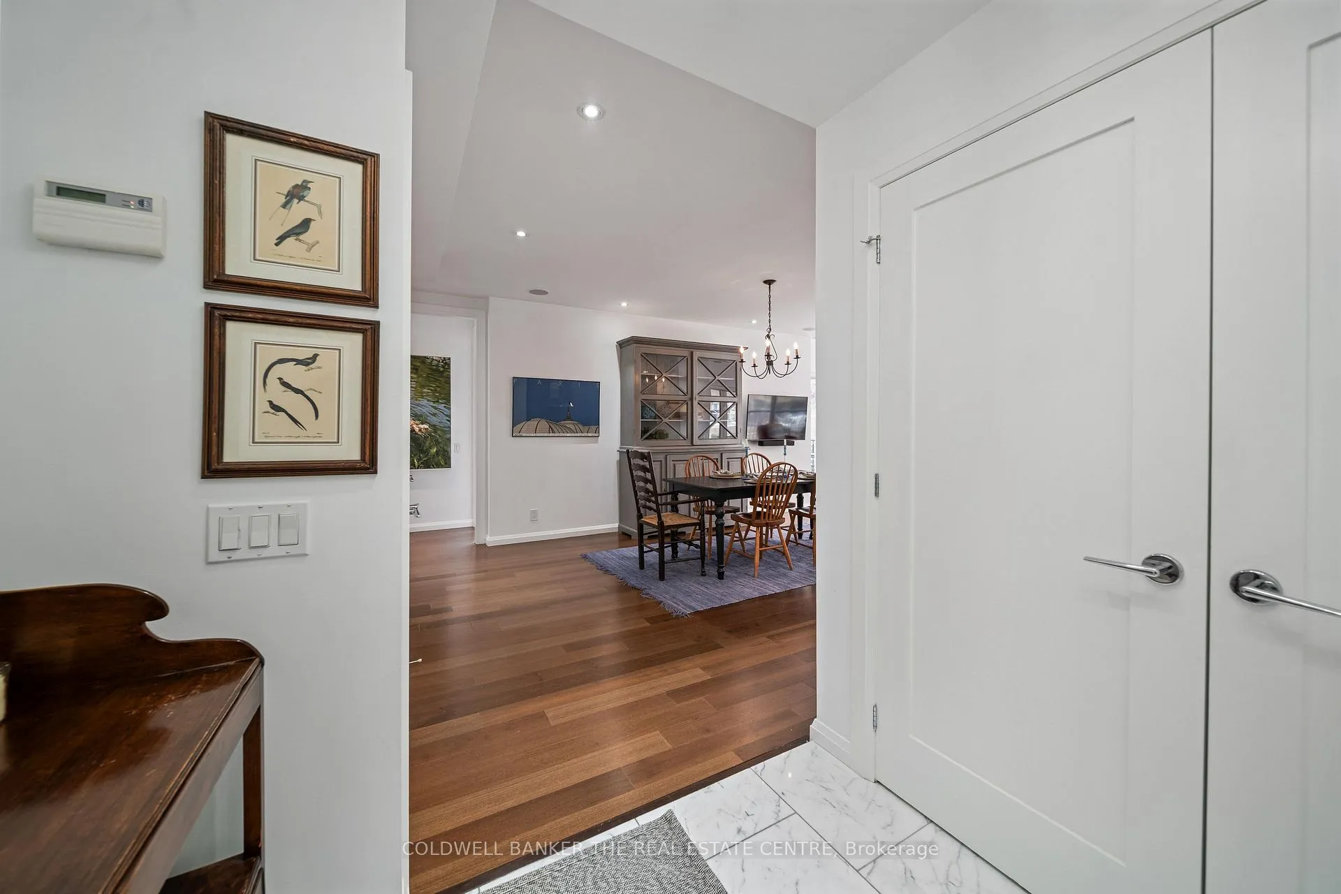 Photo 5 of Unit 206, 447 Walmer Road, Toronto, Forest Hill South — HOMEH